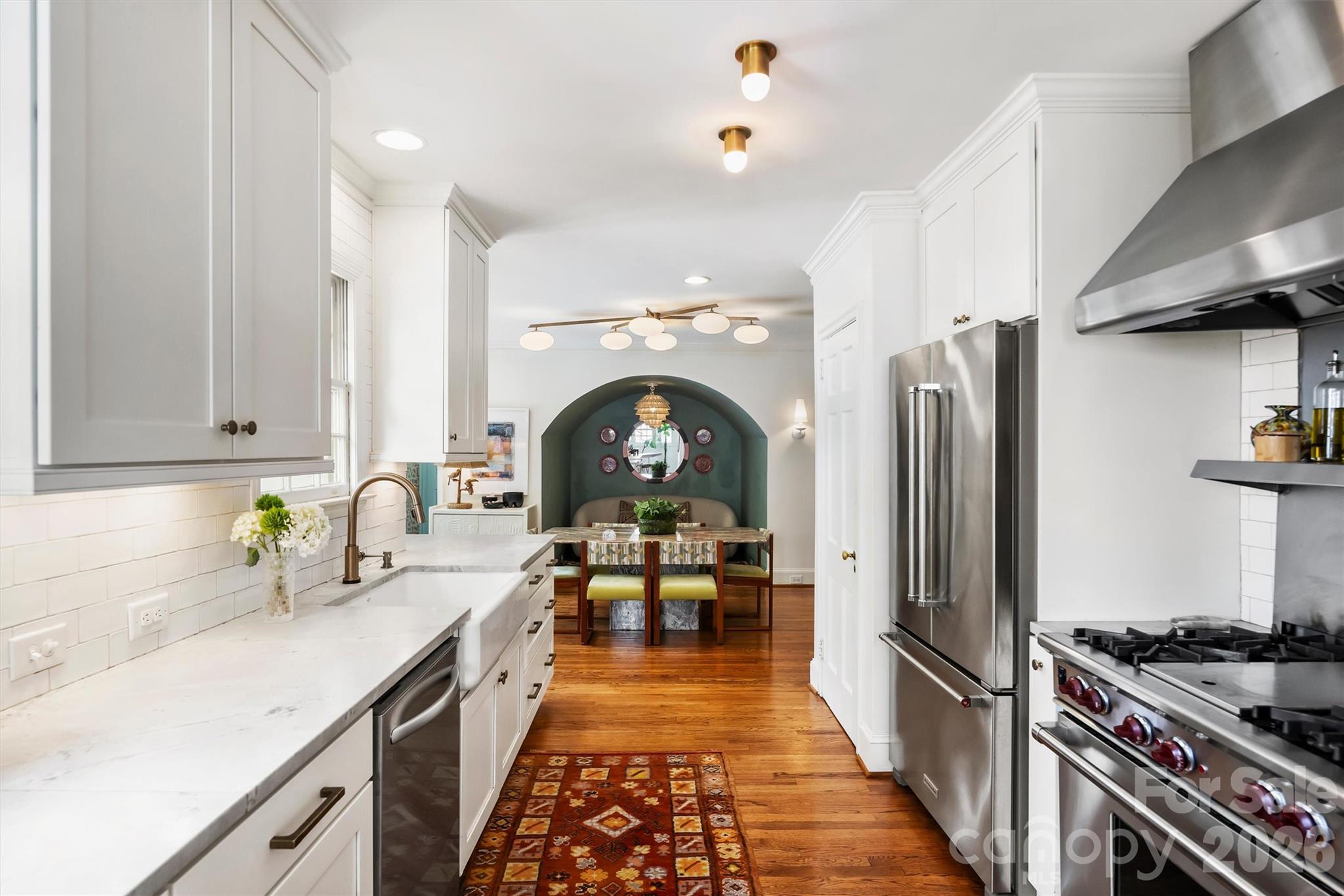 2421 Hassell Place — Charlotte