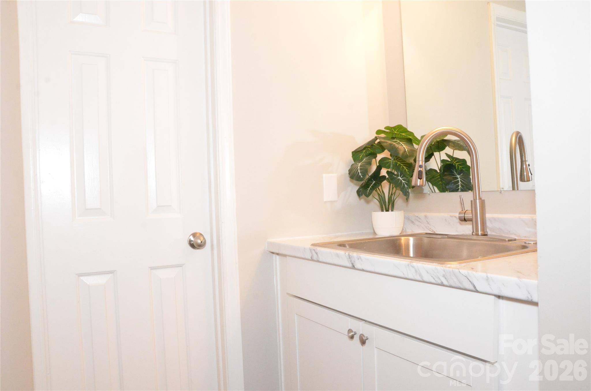 9041 J M Keynes Drive — Charlotte