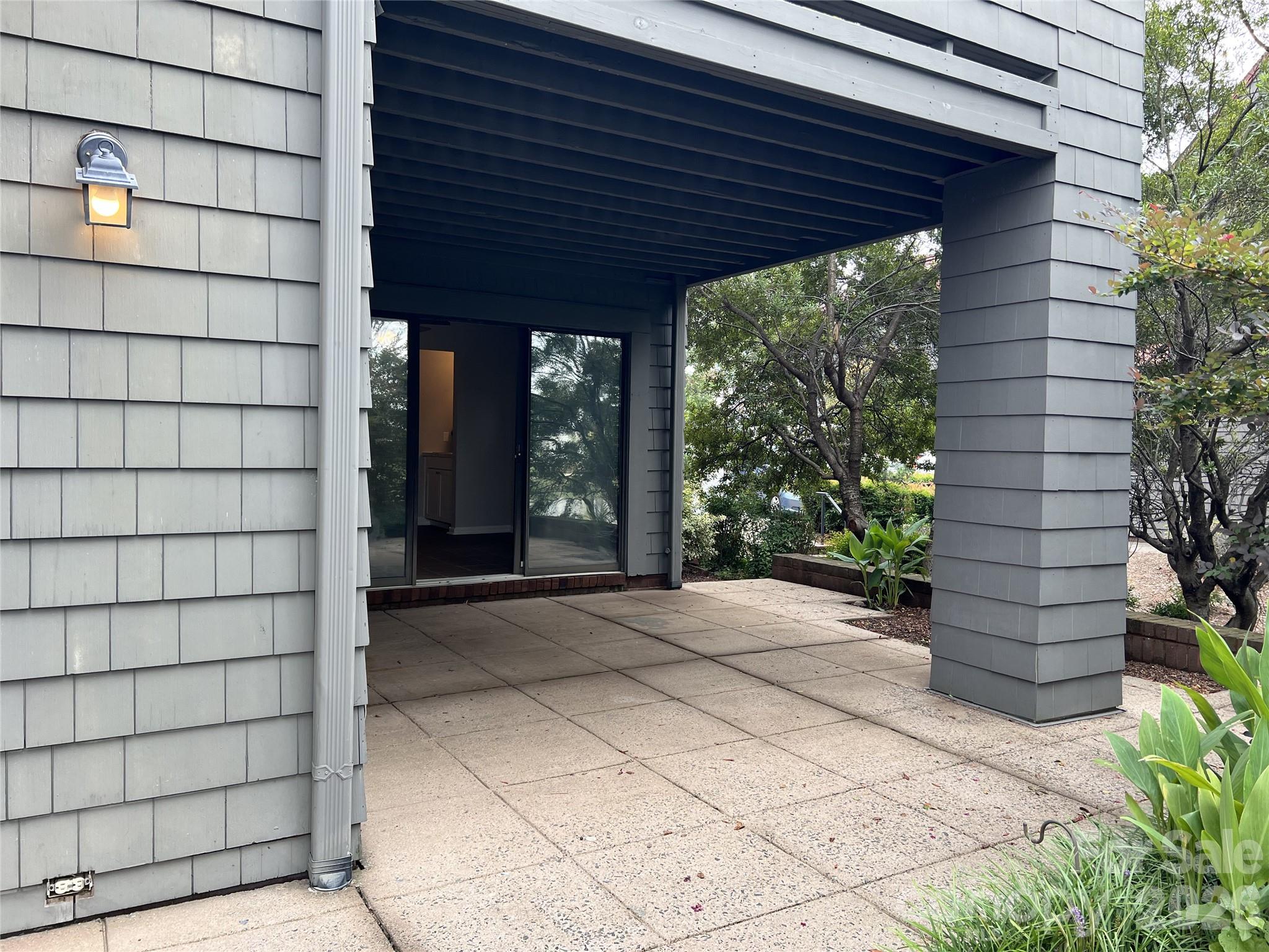 9041 J M Keynes Drive — Charlotte