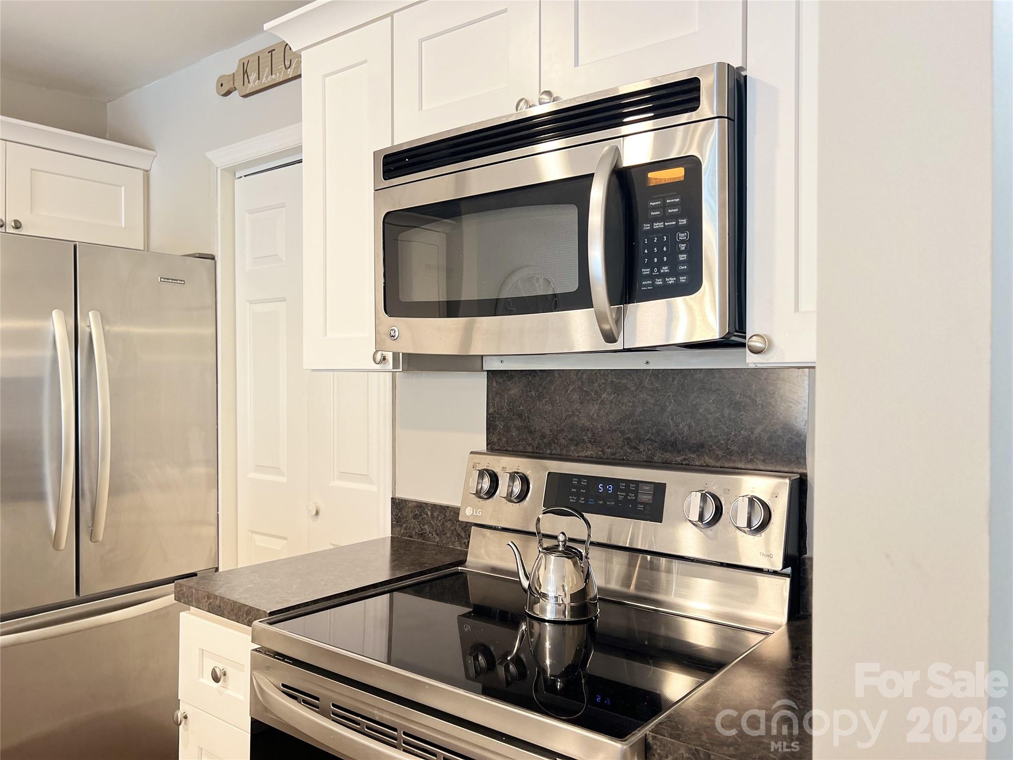9041 J M Keynes Drive — Charlotte