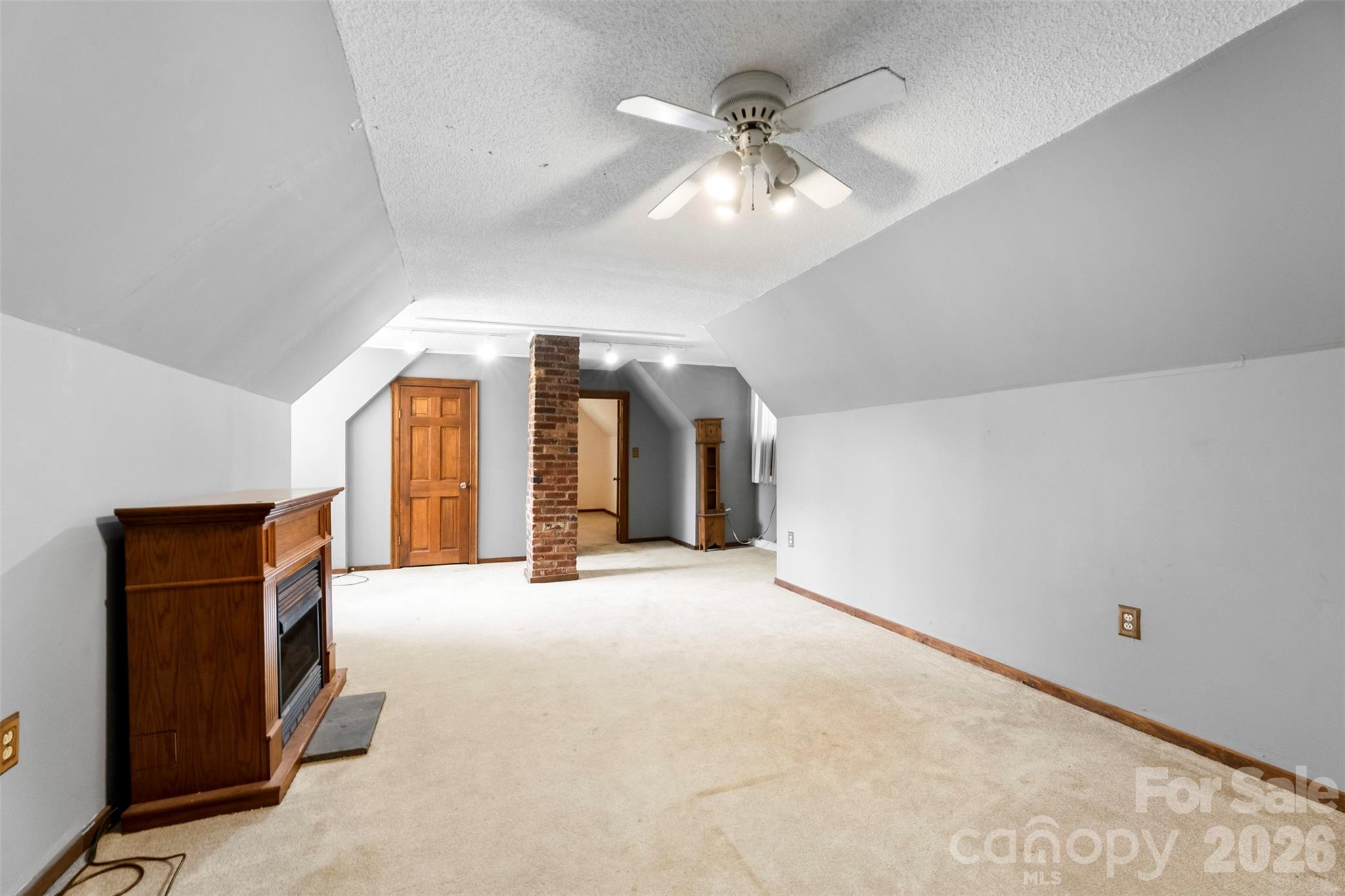 602 E Lee Avenue — Bessemer City