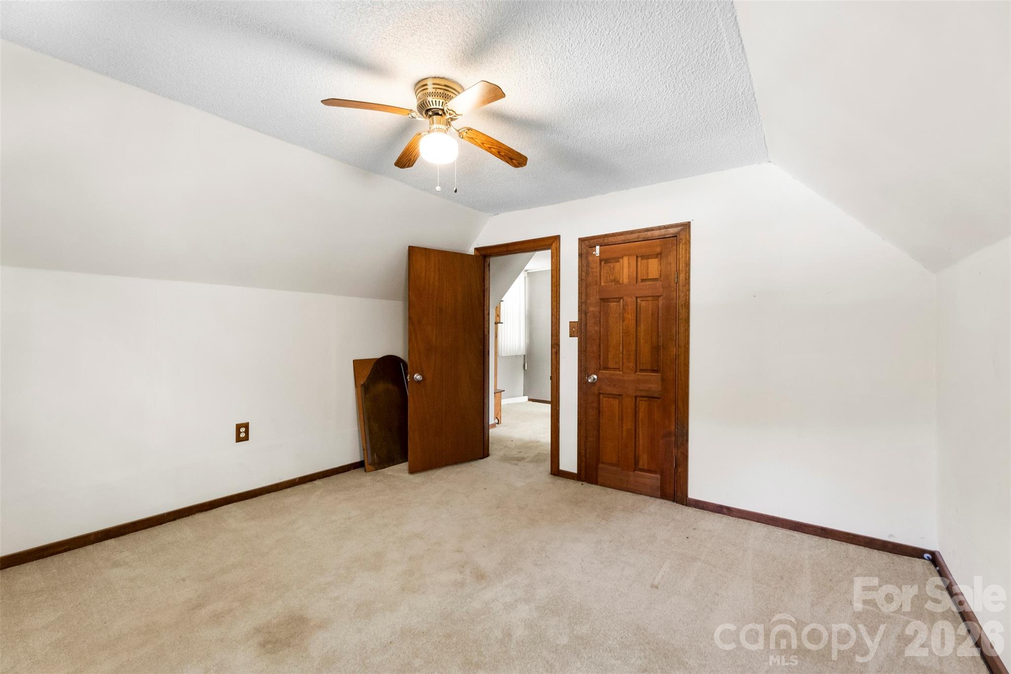 602 E Lee Avenue — Bessemer City