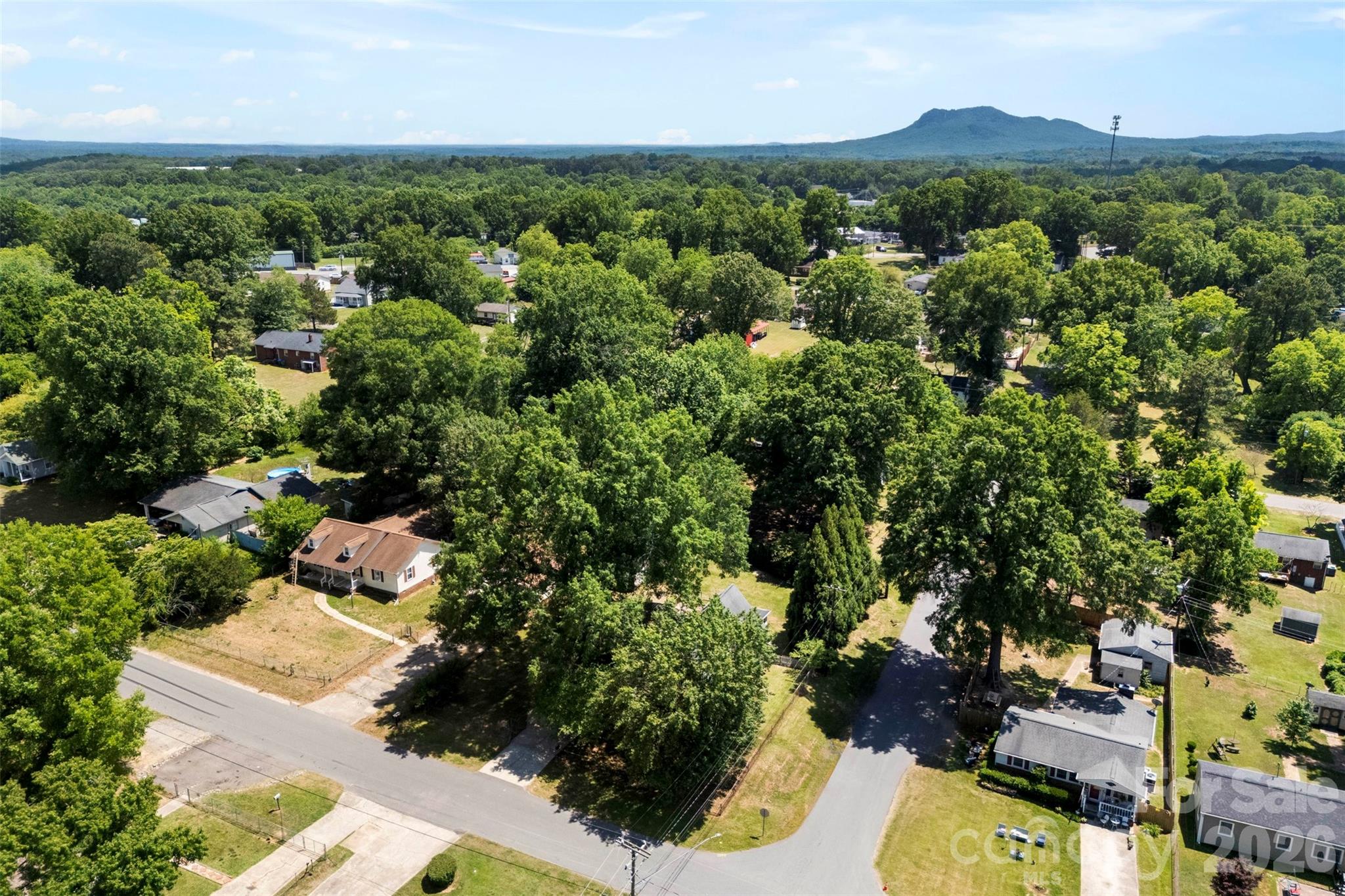602 E Lee Avenue — Bessemer City