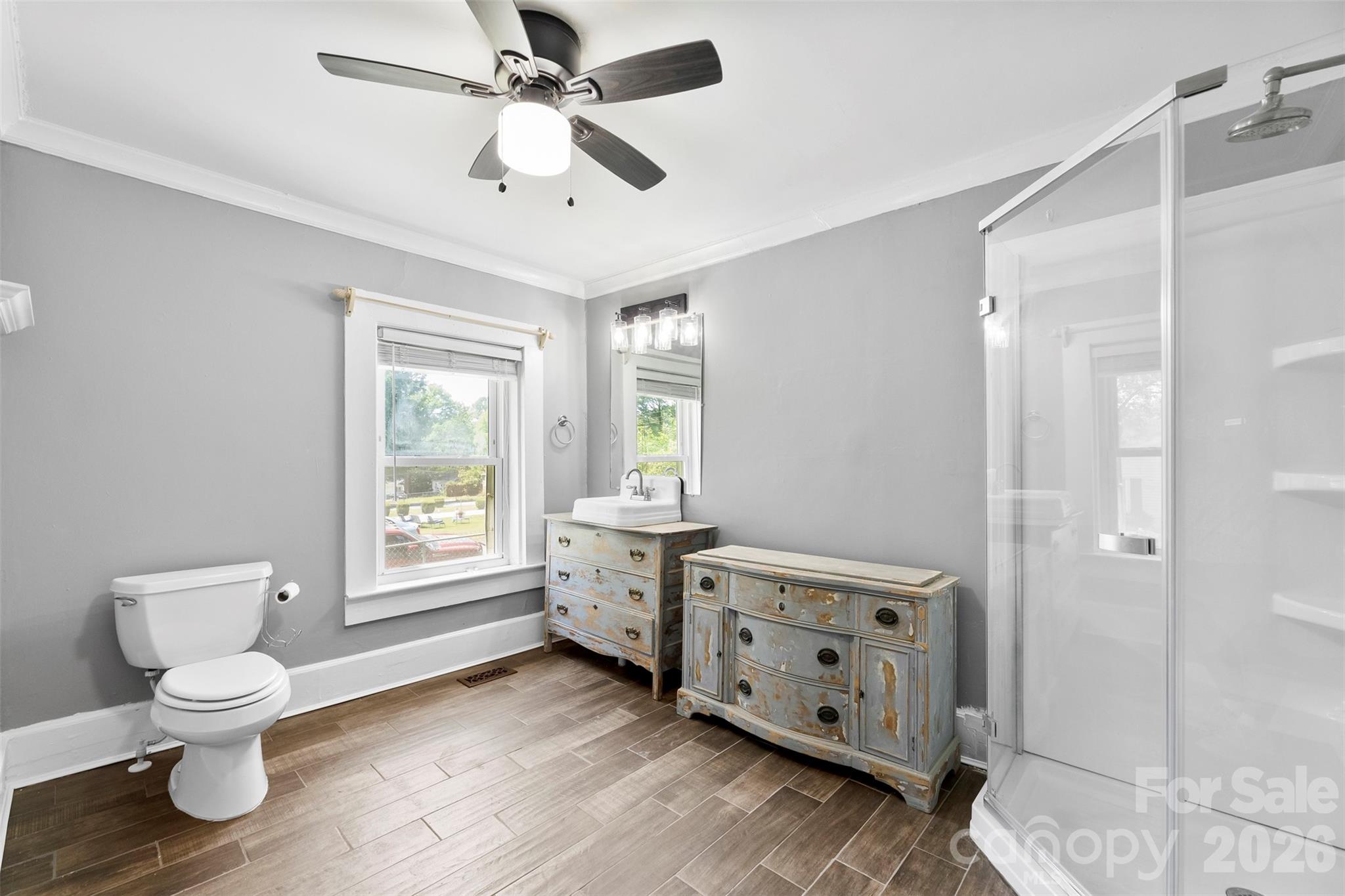 602 E Lee Avenue — Bessemer City