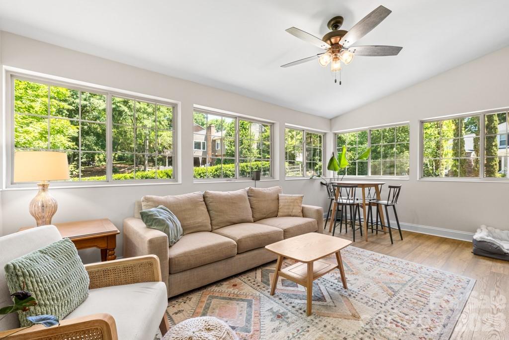7814 Bradenton Drive — Charlotte