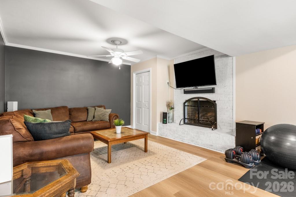 7814 Bradenton Drive — Charlotte