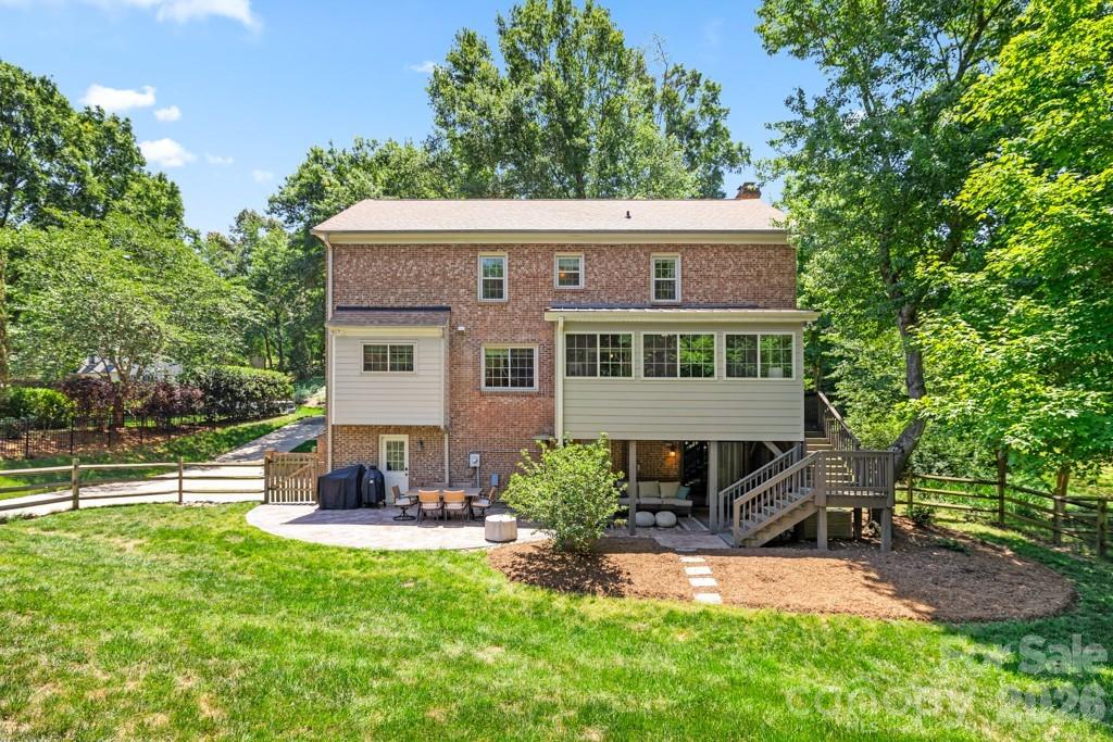 7814 Bradenton Drive — Charlotte