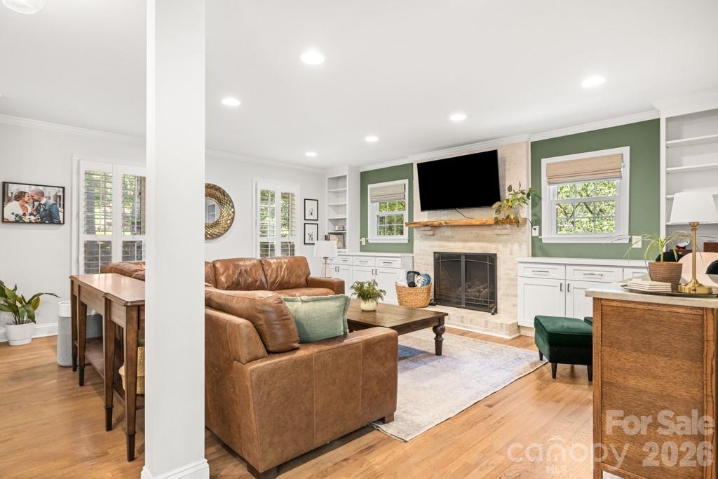 7814 Bradenton Drive — Charlotte
