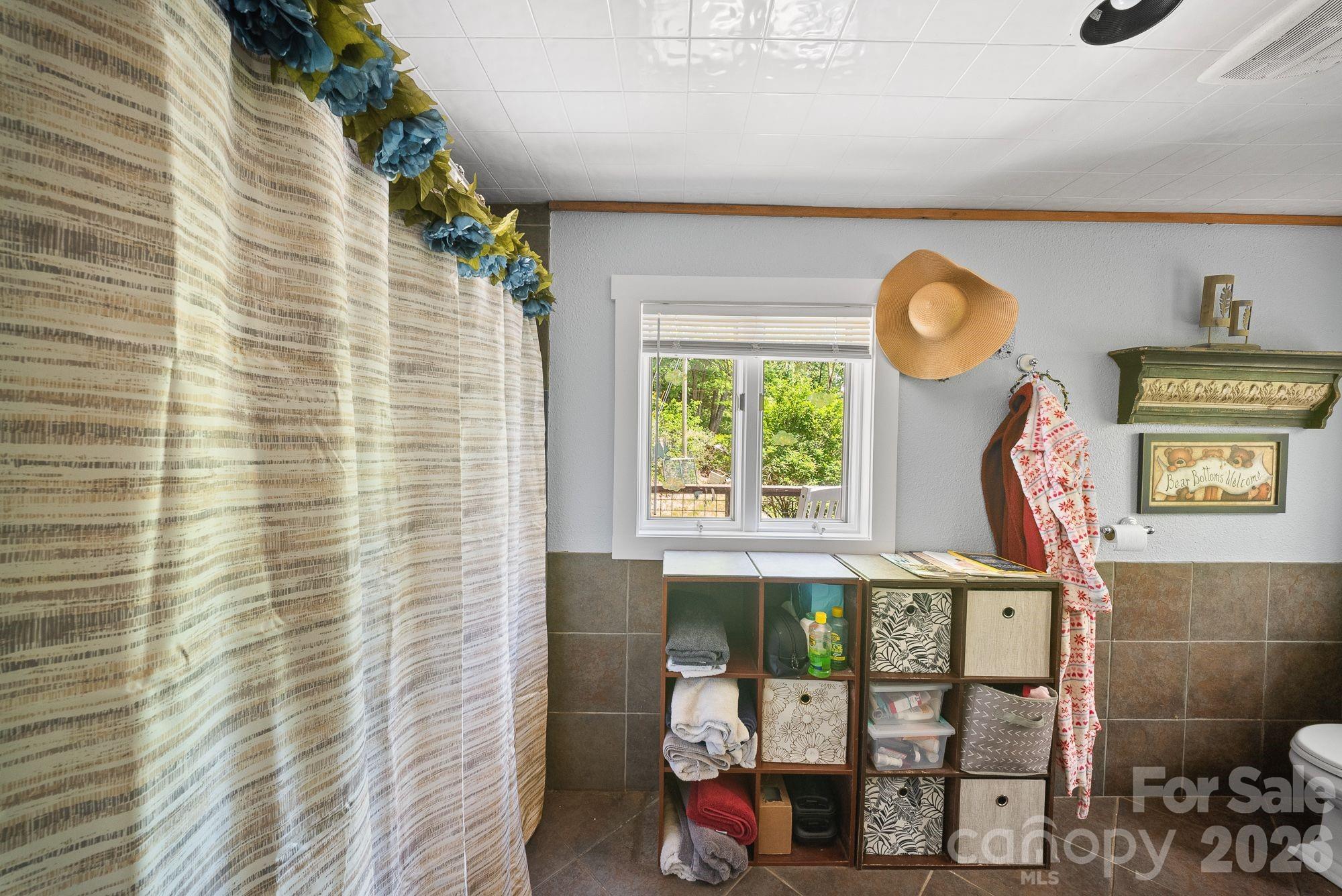 4606 Hemphill Road — Waynesville