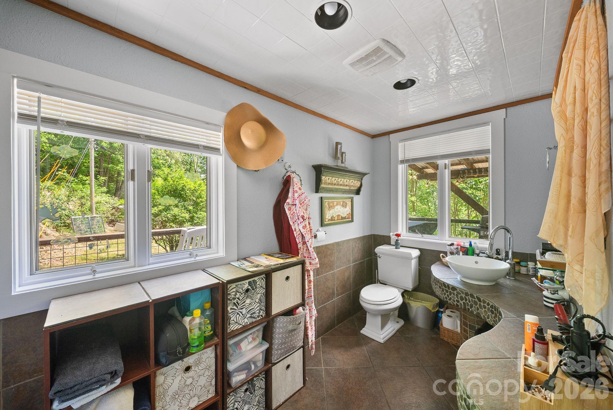4606 Hemphill Road — Waynesville