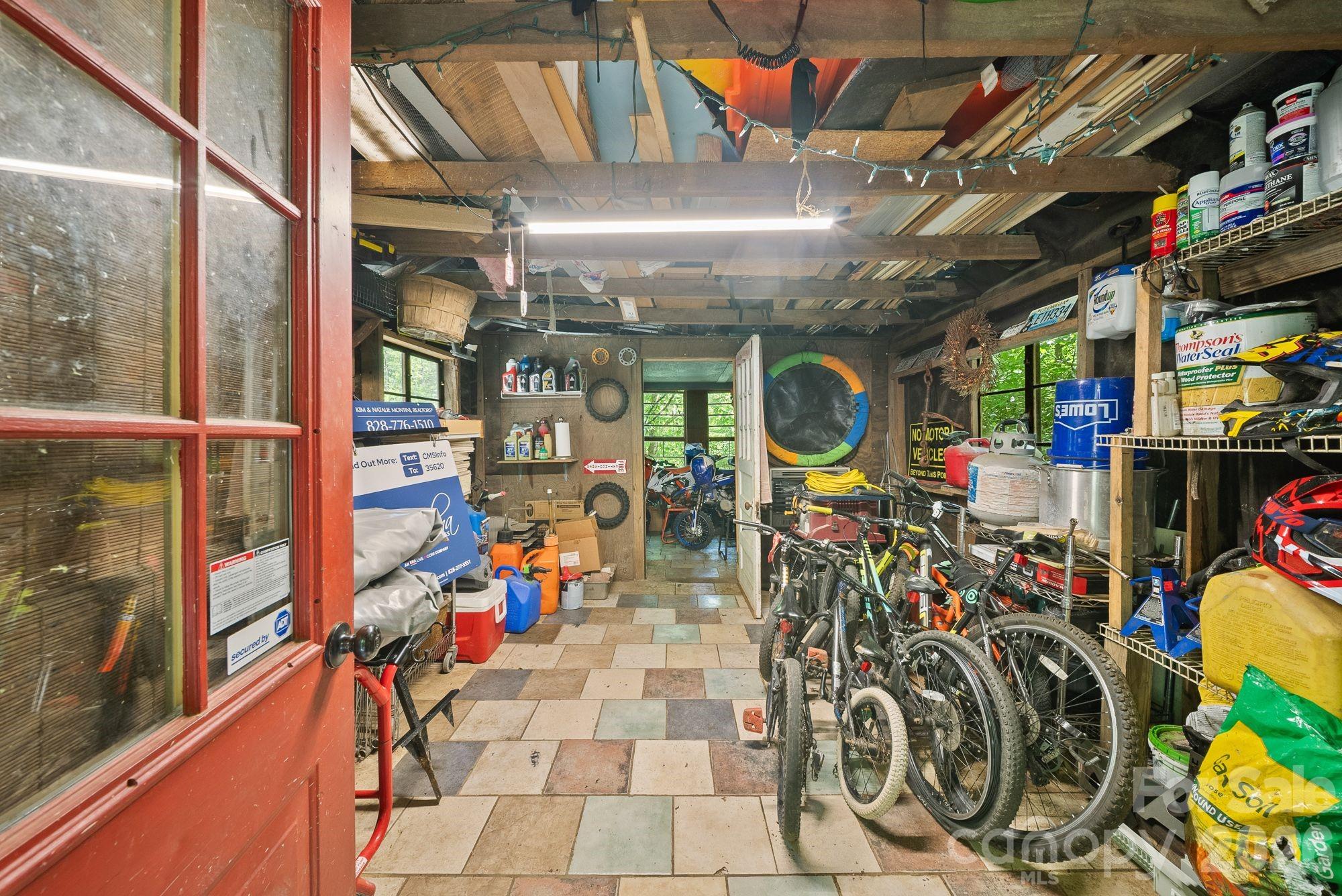 4606 Hemphill Road — Waynesville
