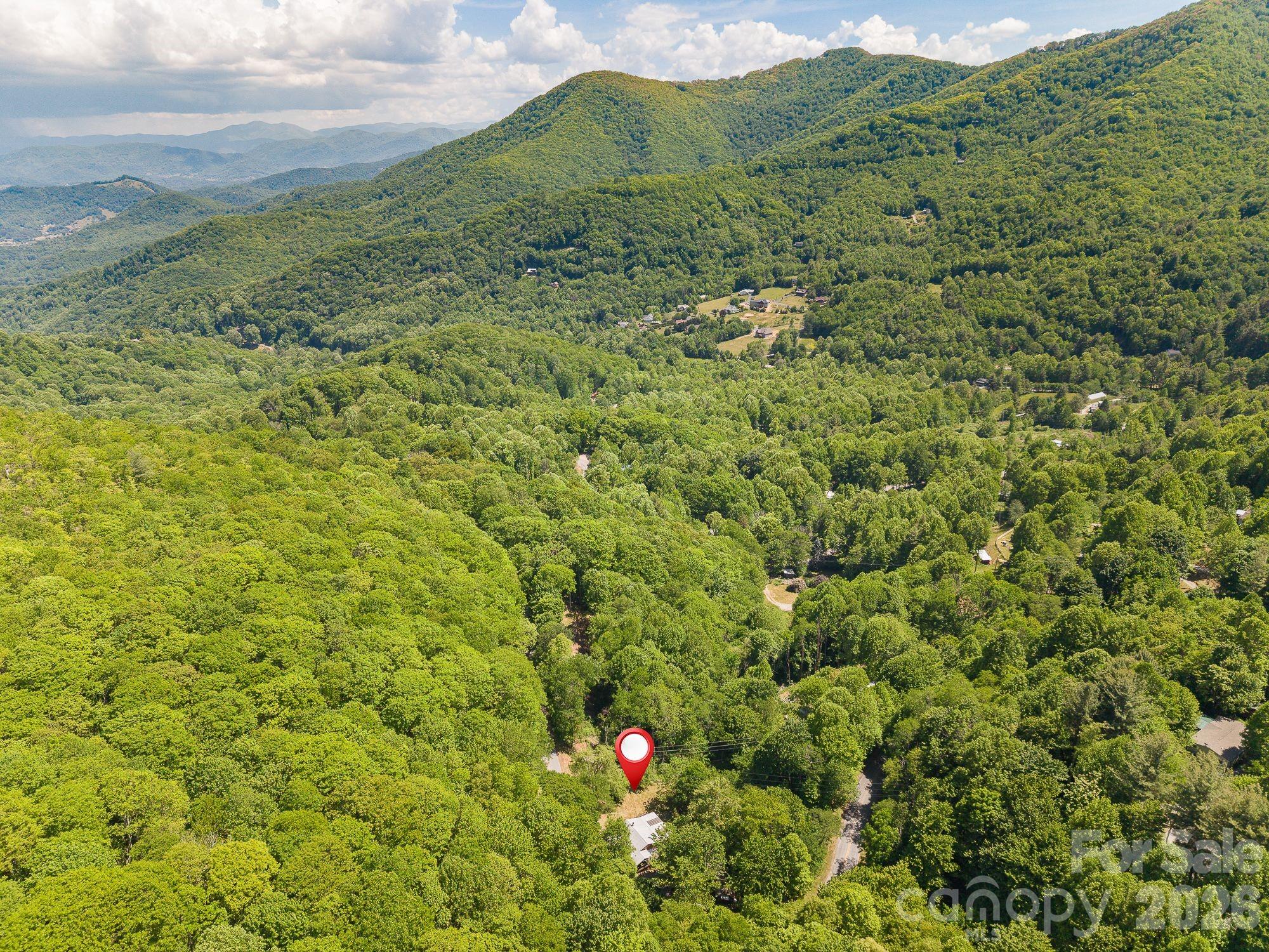 4606 Hemphill Road — Waynesville