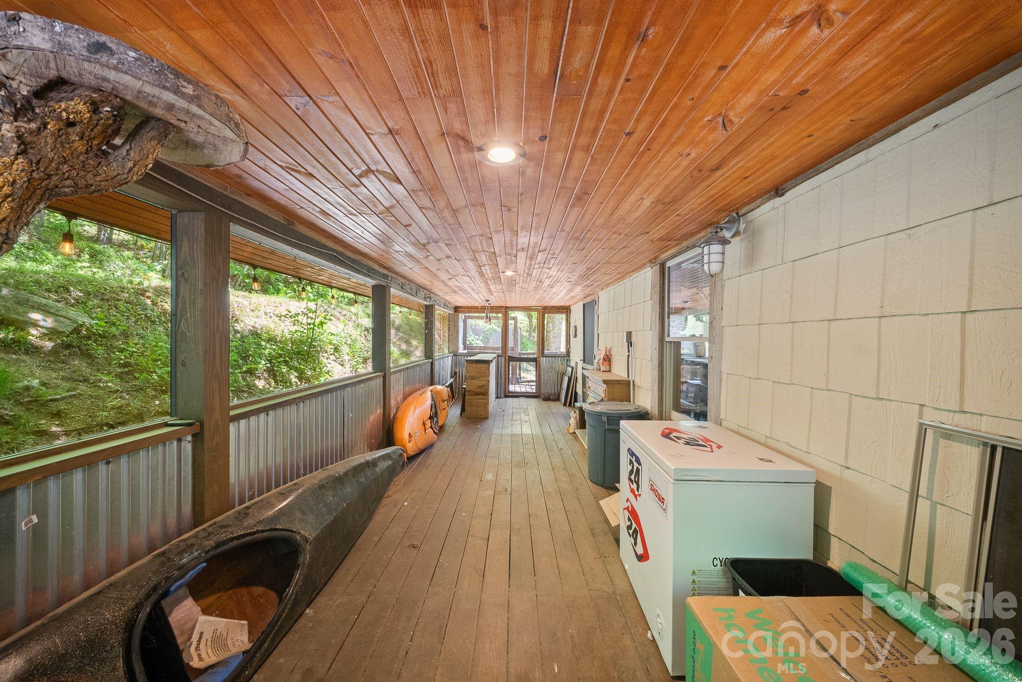 4606 Hemphill Road — Waynesville