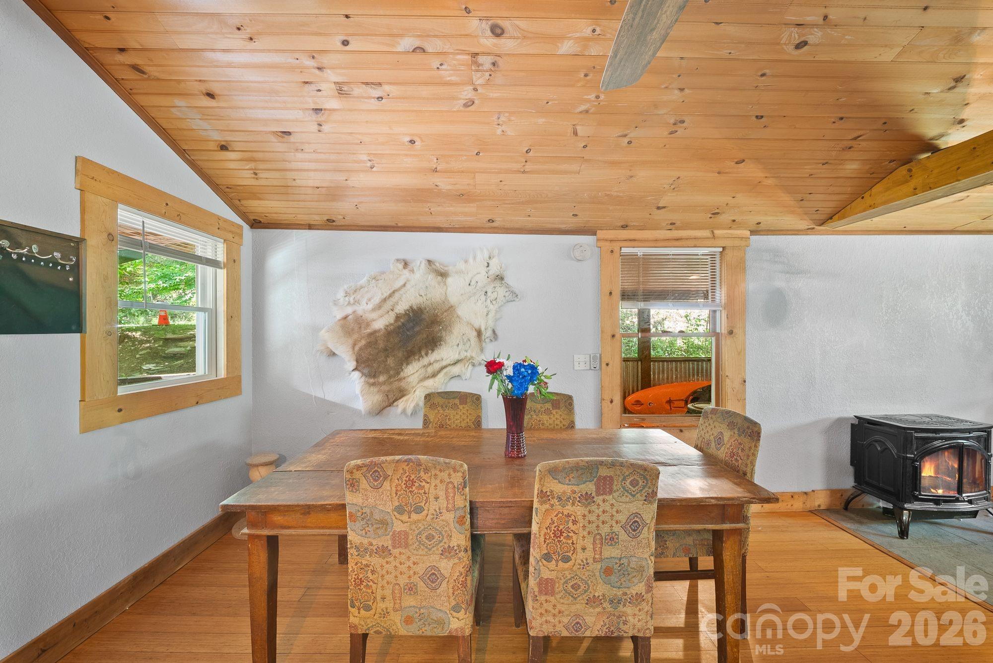 4606 Hemphill Road — Waynesville