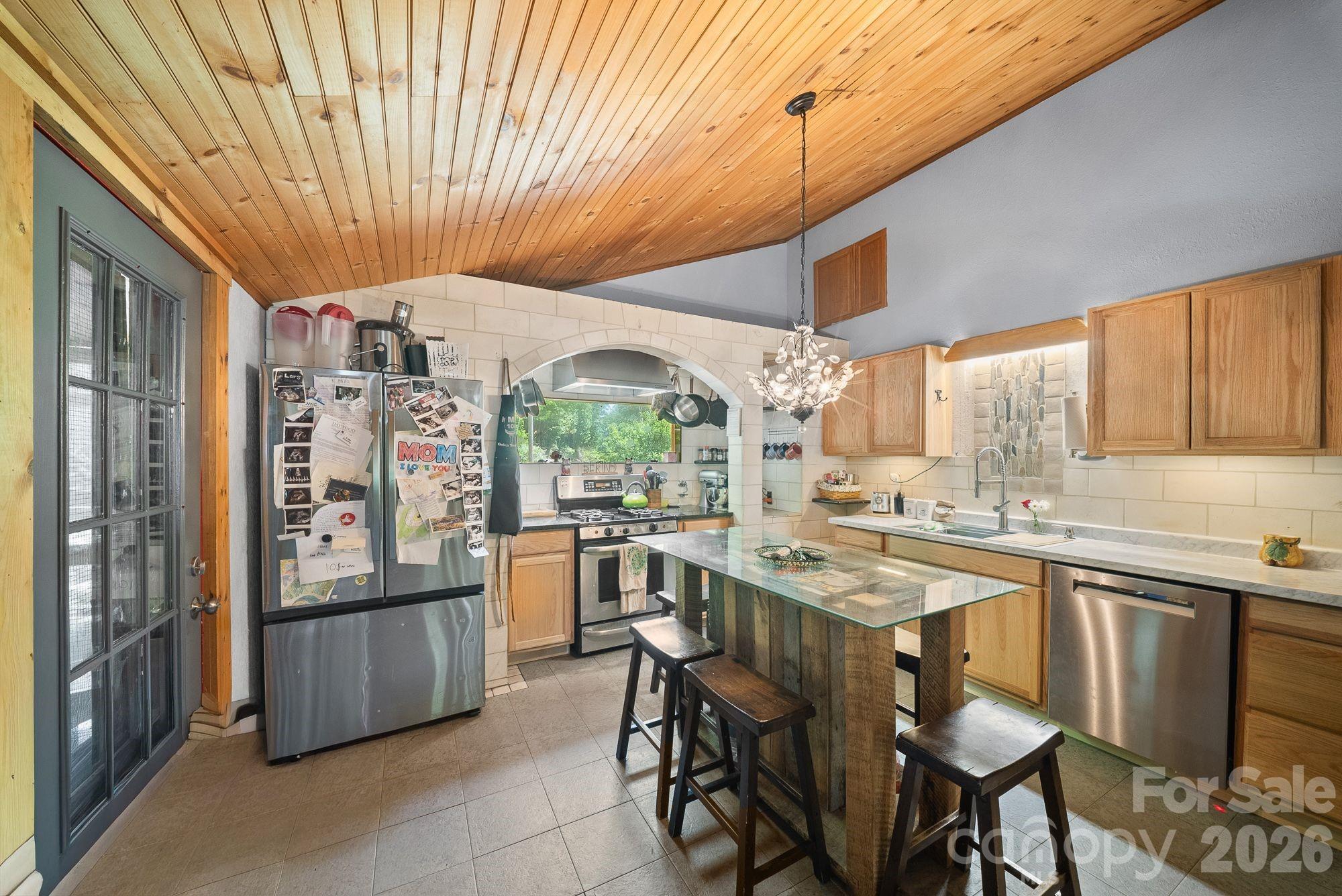 4606 Hemphill Road — Waynesville