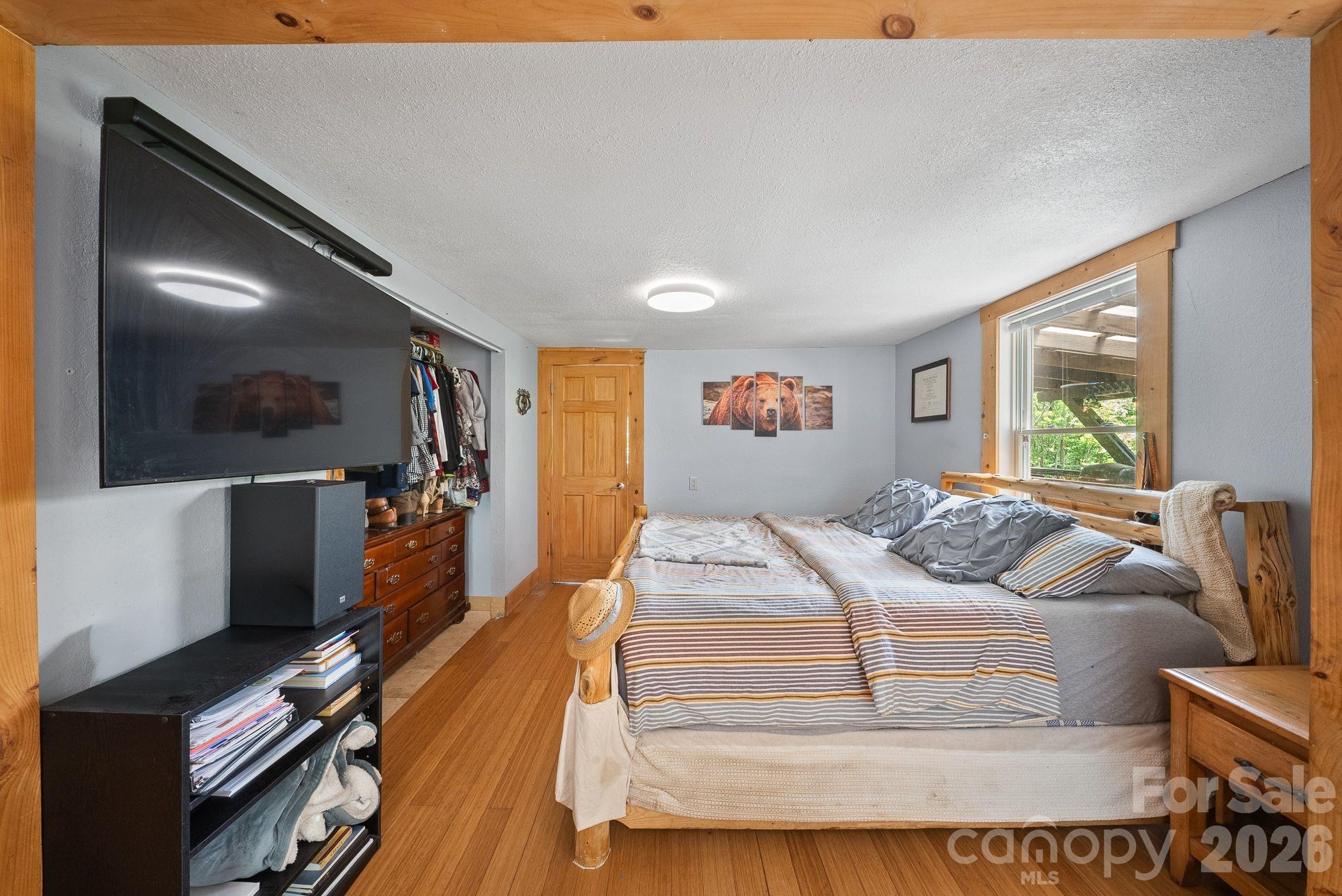 4606 Hemphill Road — Waynesville
