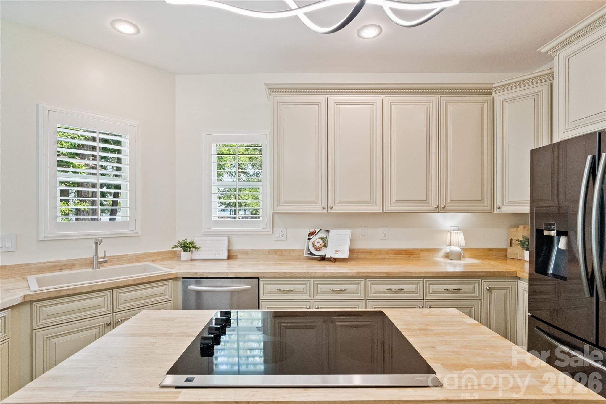 3911 Sandy Point Drive — York
