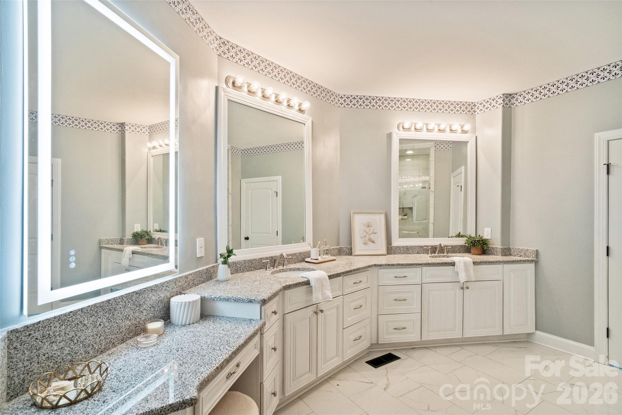 3911 Sandy Point Drive — York