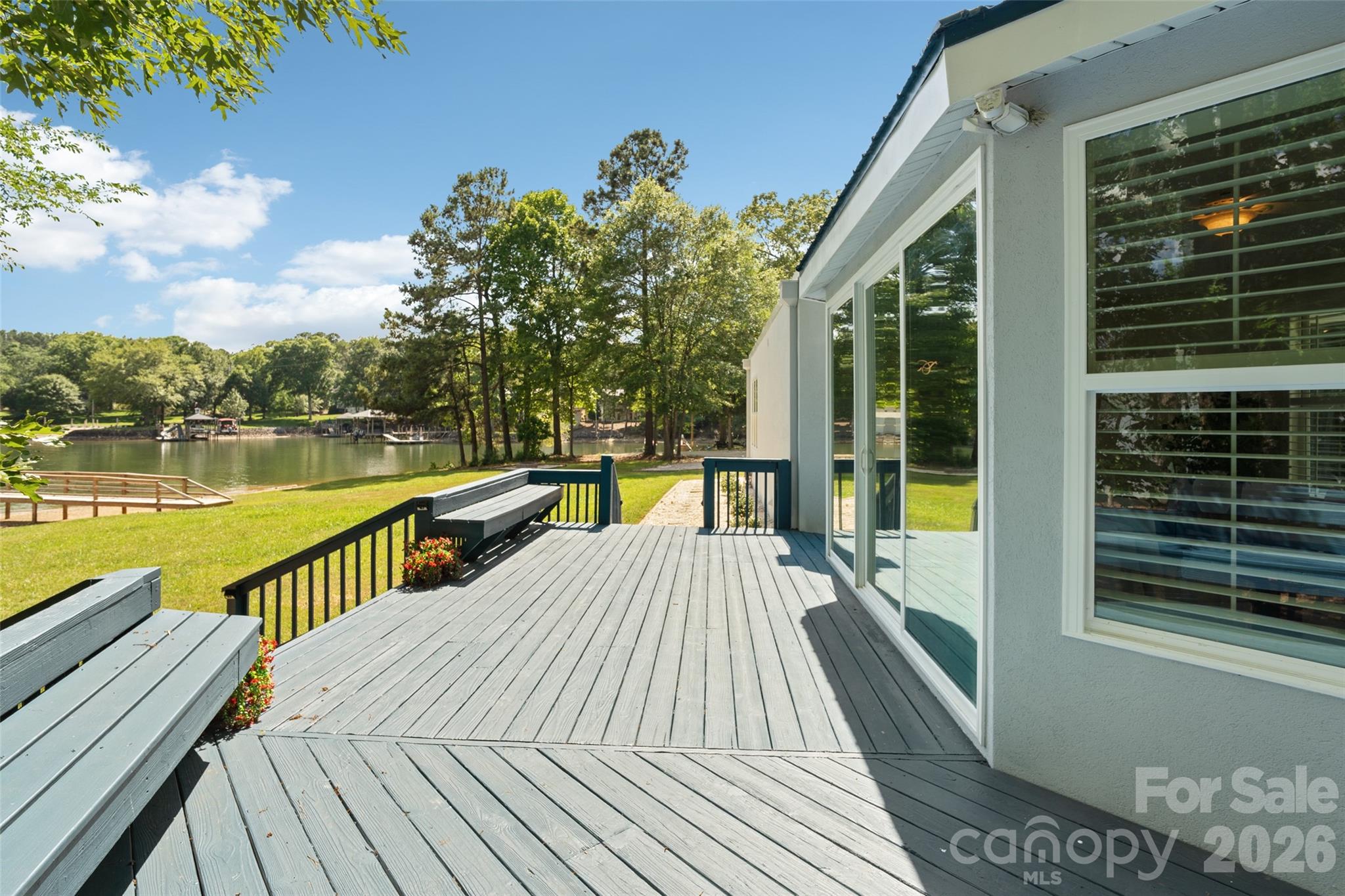 3911 Sandy Point Drive — York