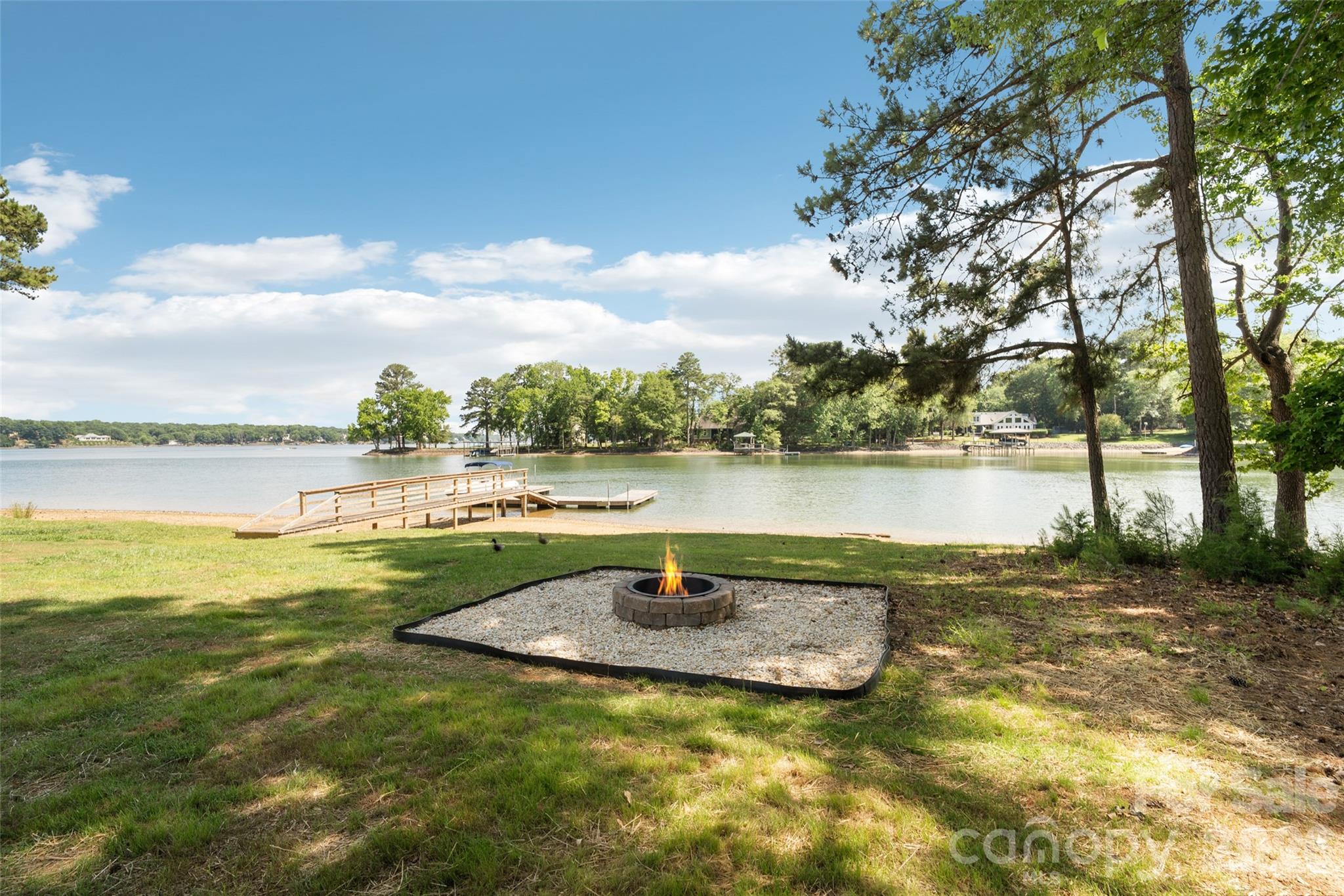 3911 Sandy Point Drive — York