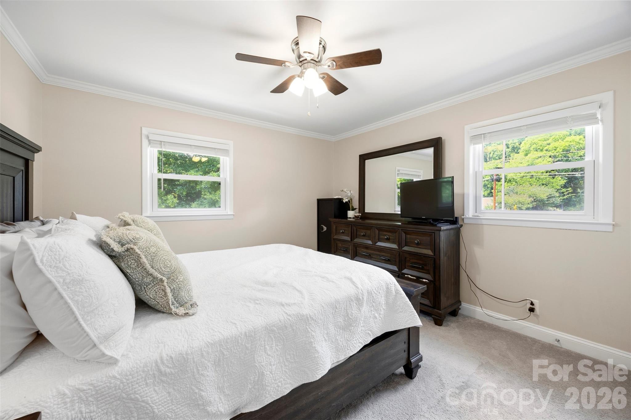 2109 Hollandale Drive — Gastonia