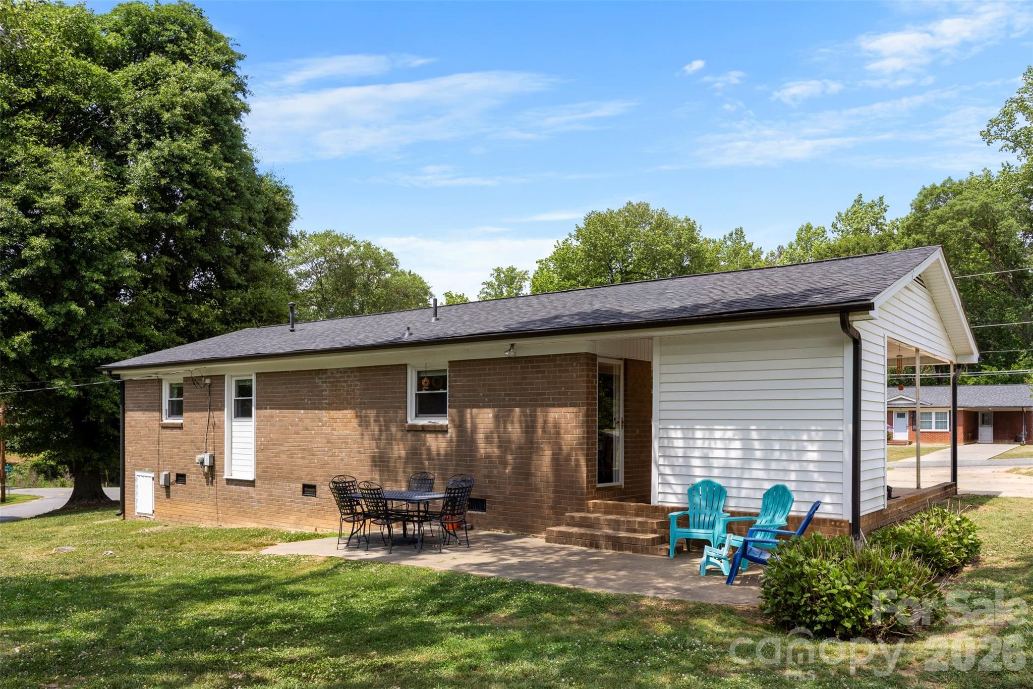 2109 Hollandale Drive — Gastonia