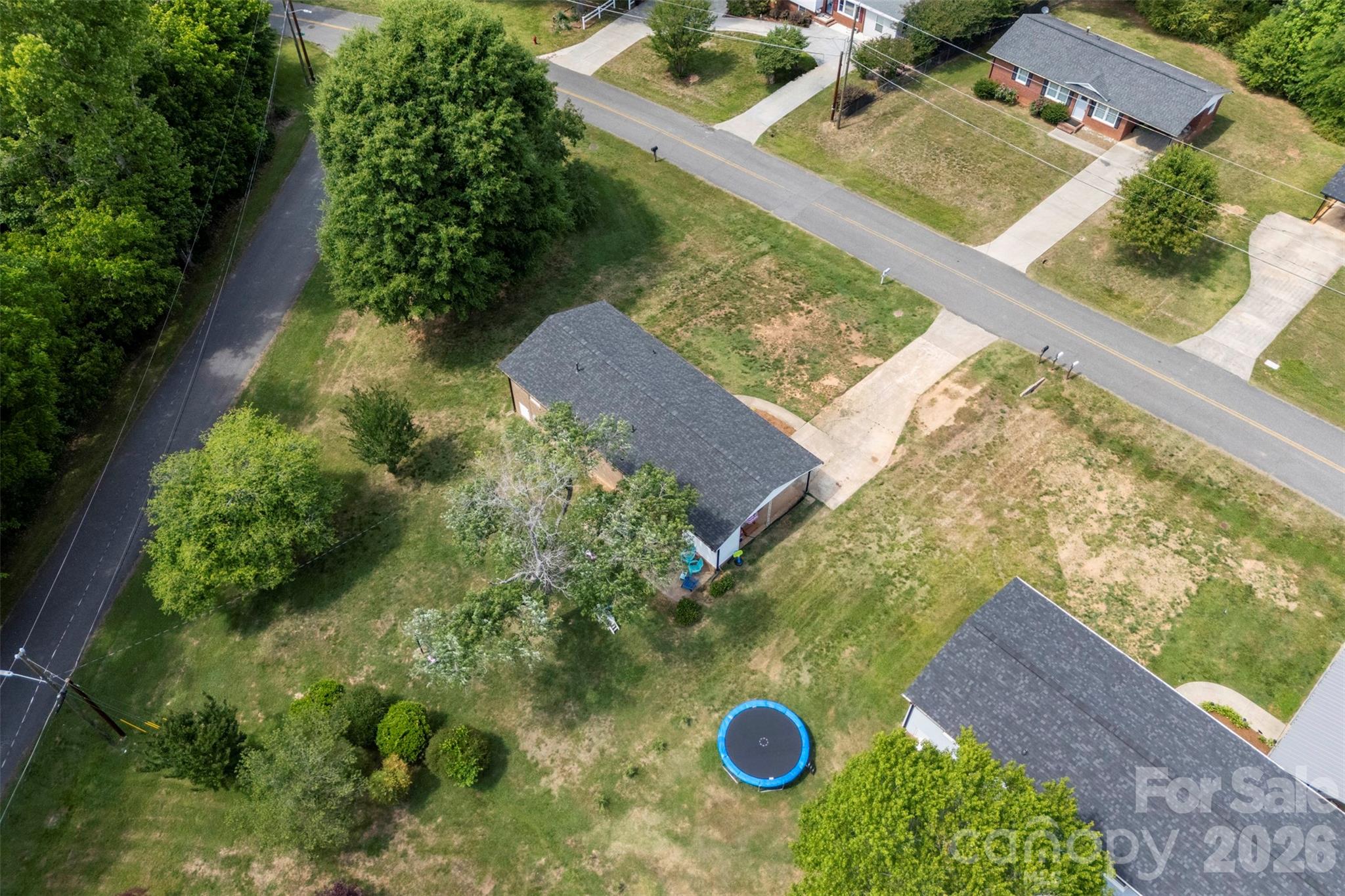 2109 Hollandale Drive — Gastonia