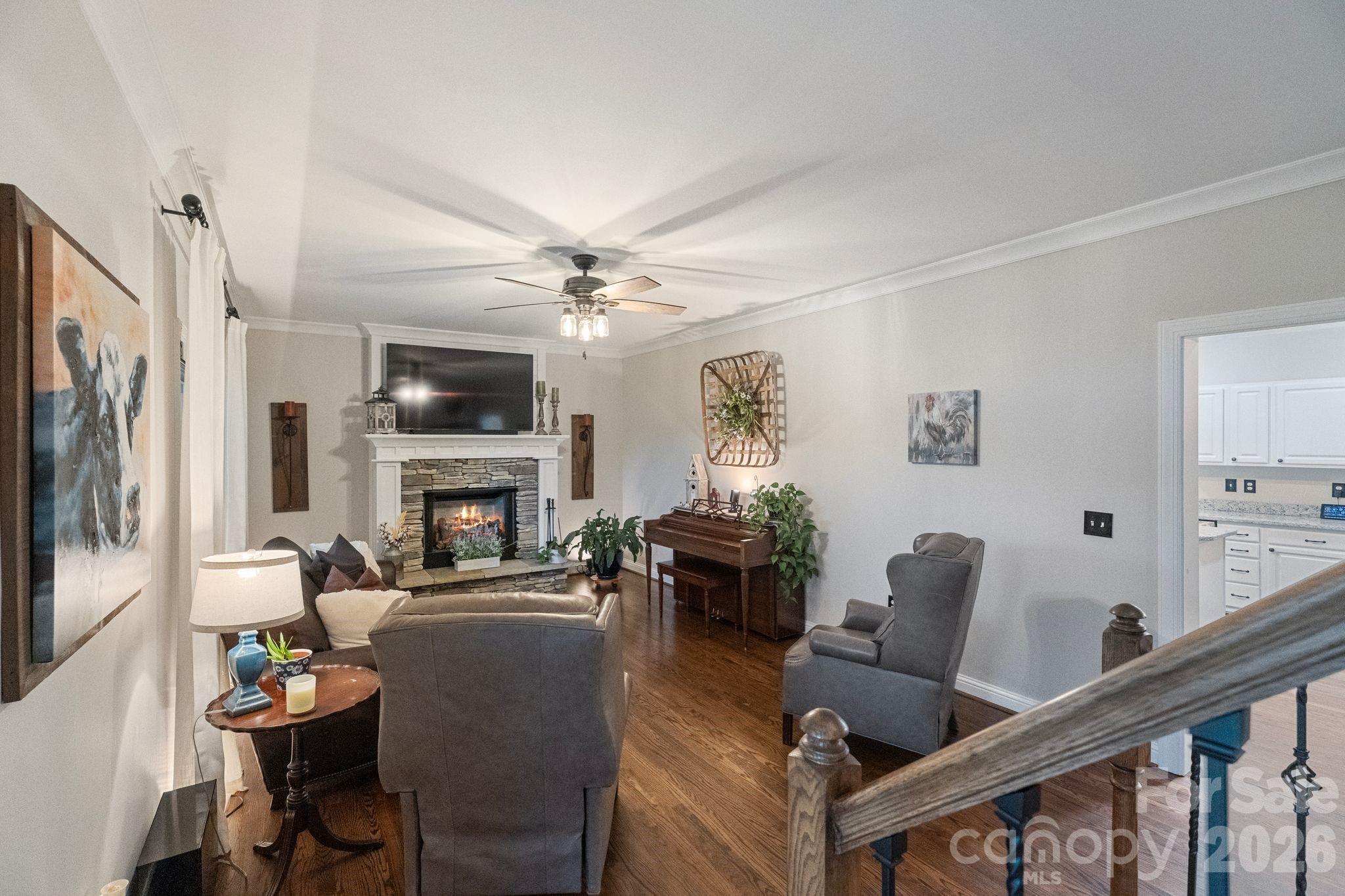 1744 Lowe Drive — Catawba