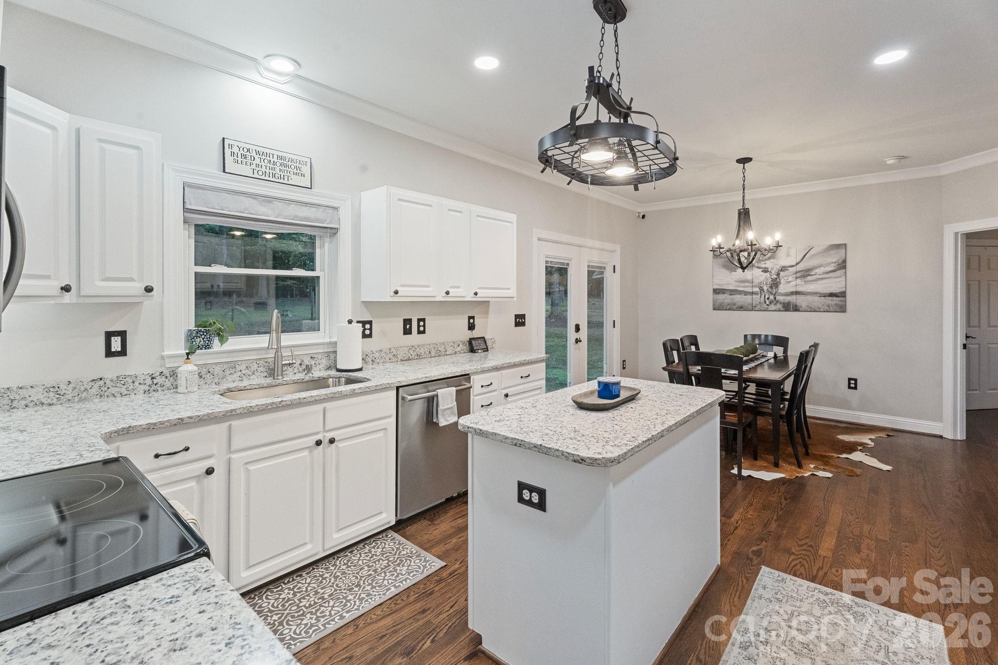 1744 Lowe Drive — Catawba