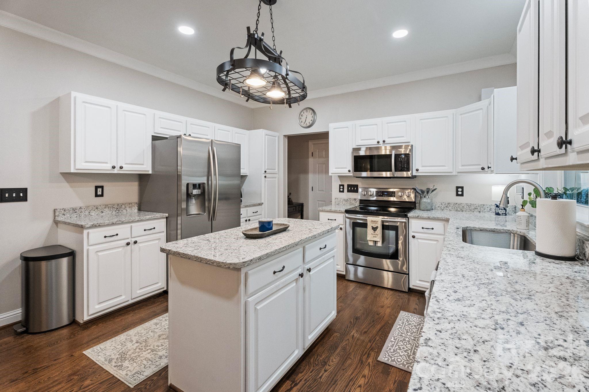 1744 Lowe Drive — Catawba