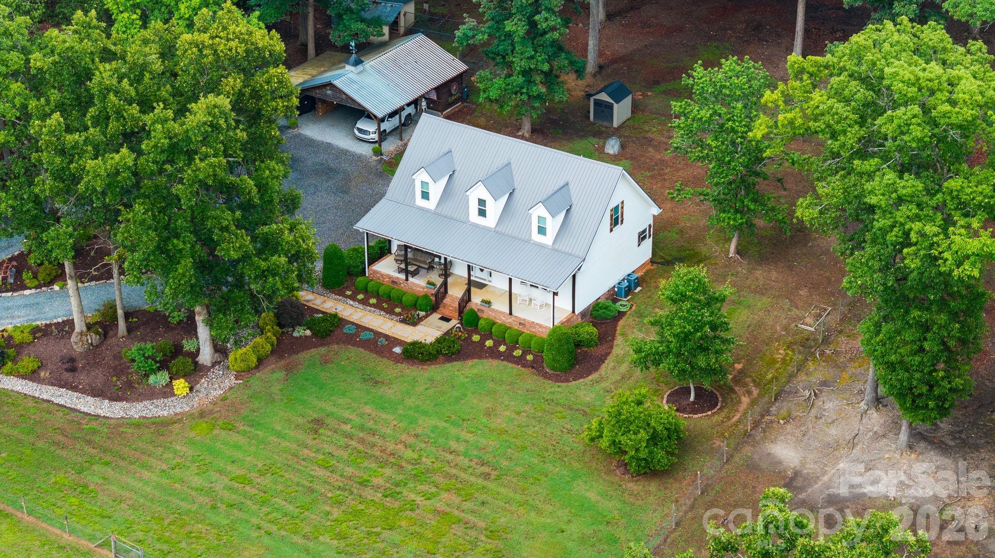 1744 Lowe Drive — Catawba
