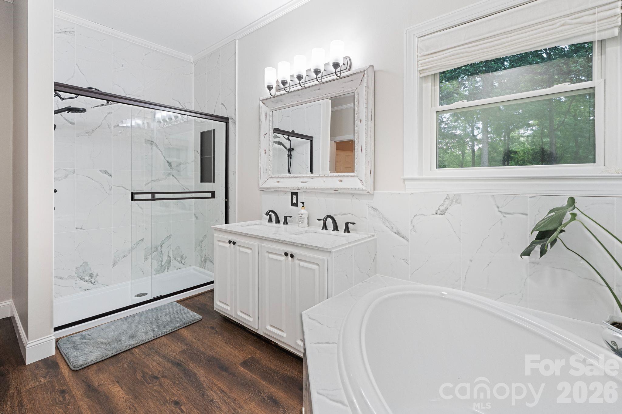 1744 Lowe Drive — Catawba