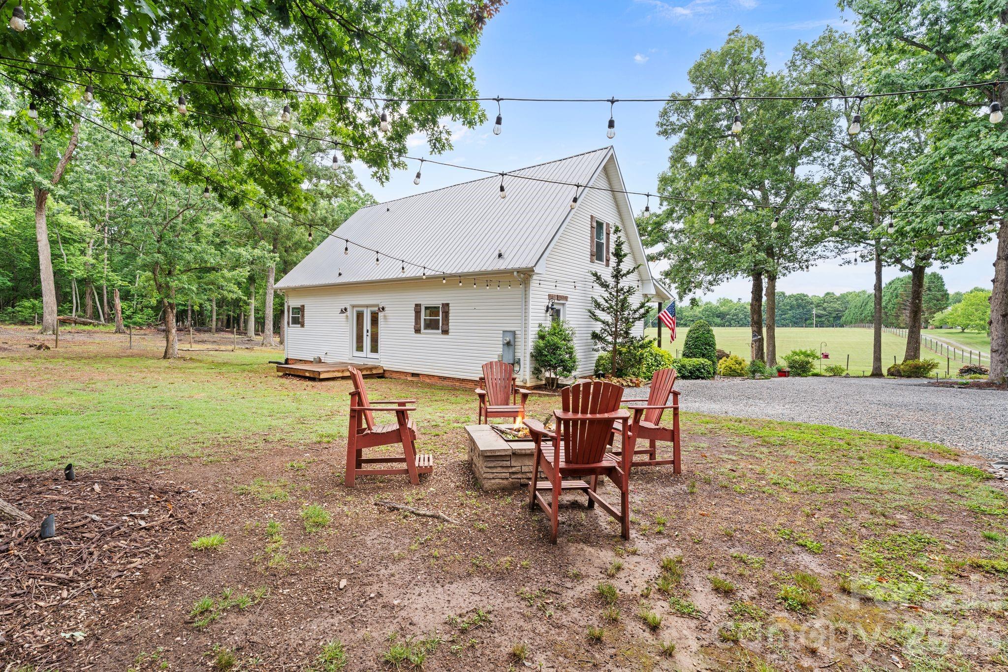 1744 Lowe Drive — Catawba