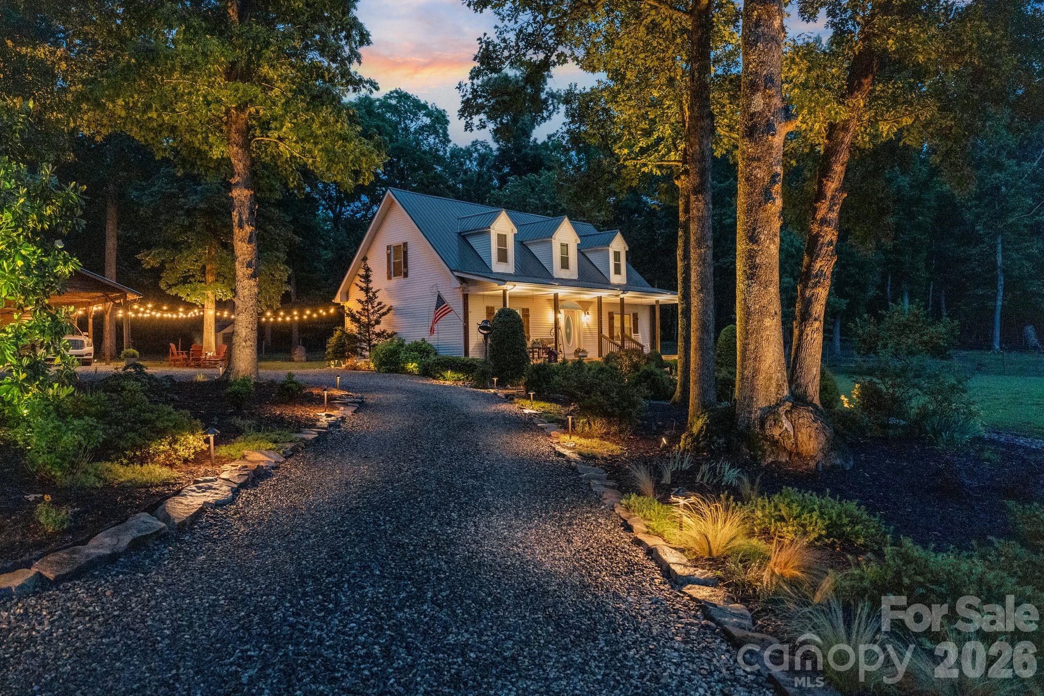 1744 Lowe Drive — Catawba