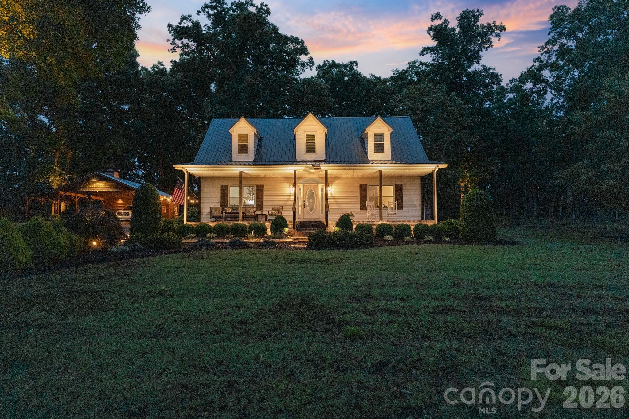 1744 Lowe Drive — Catawba