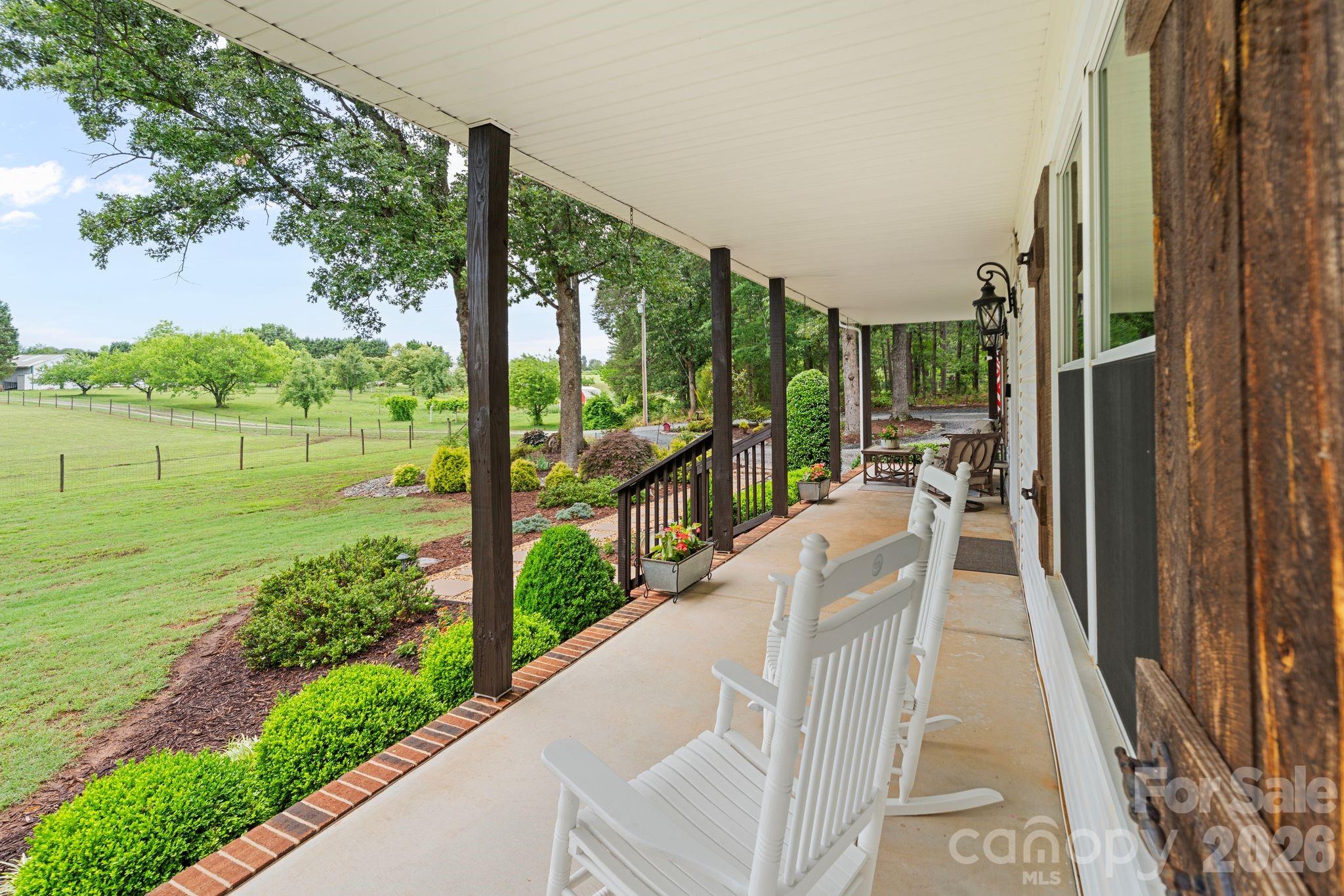 1744 Lowe Drive — Catawba
