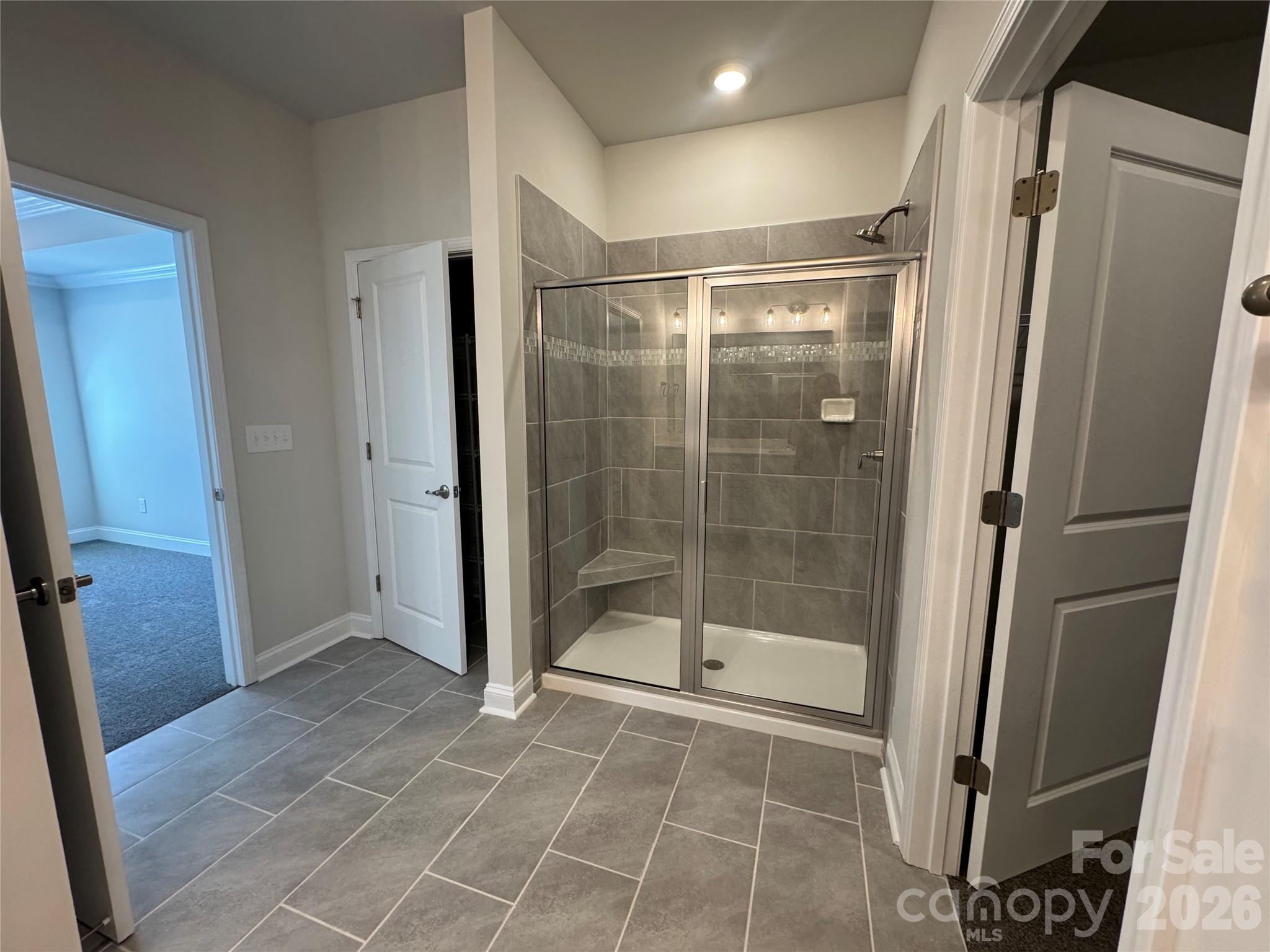 1606 Autumn Lane #114 — York