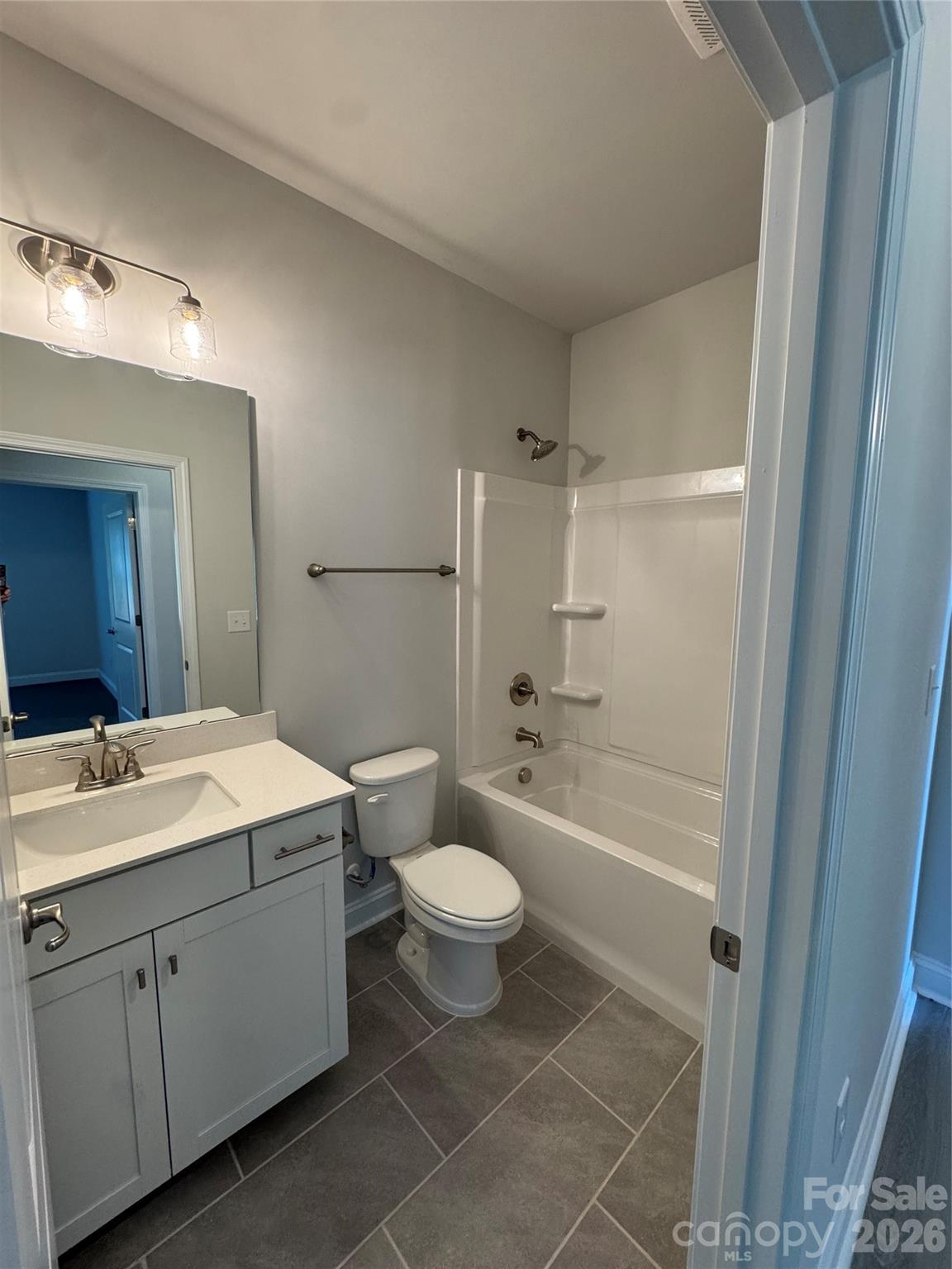 1606 Autumn Lane #114 — York