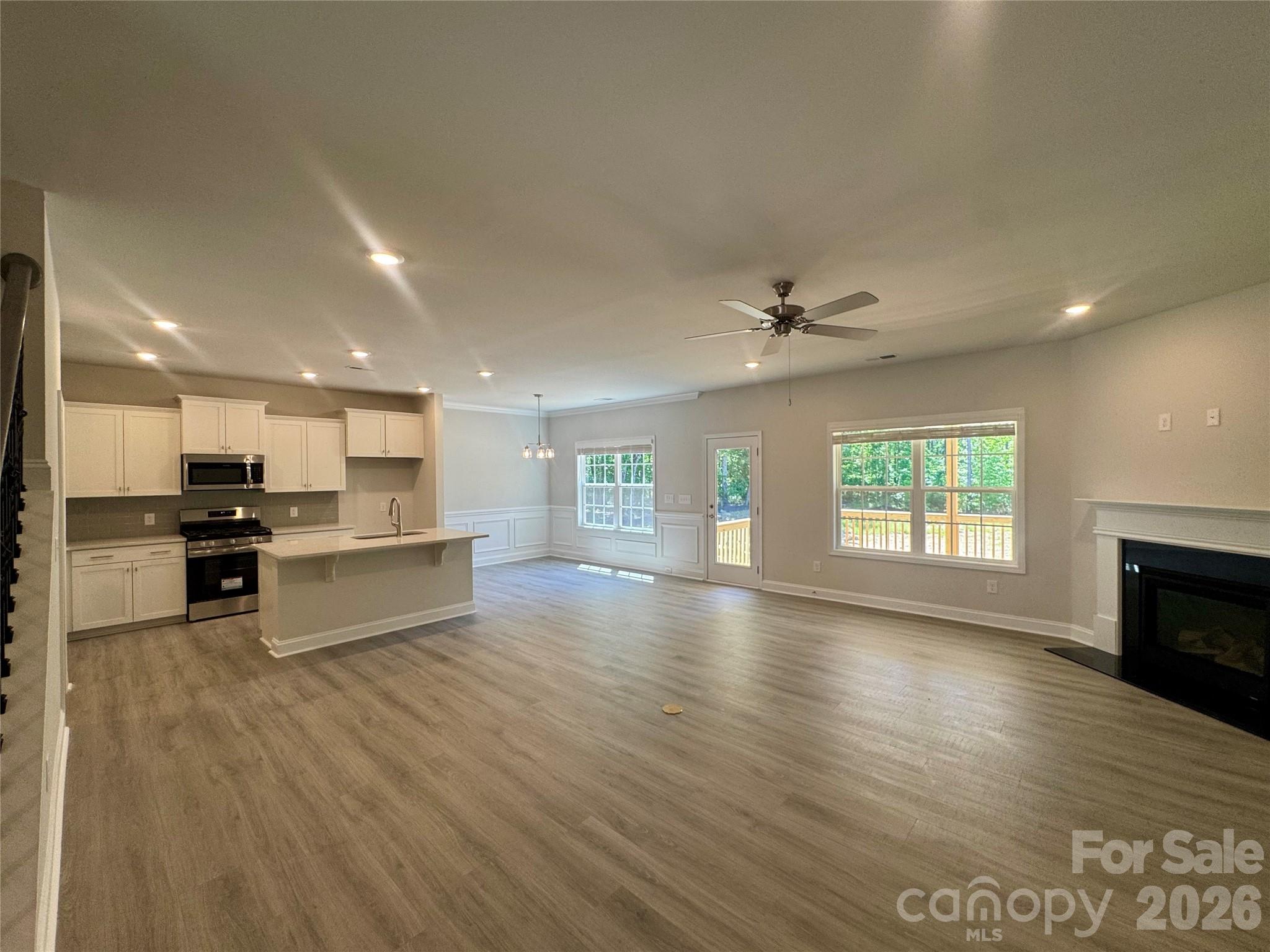 1606 Autumn Lane #114 — York