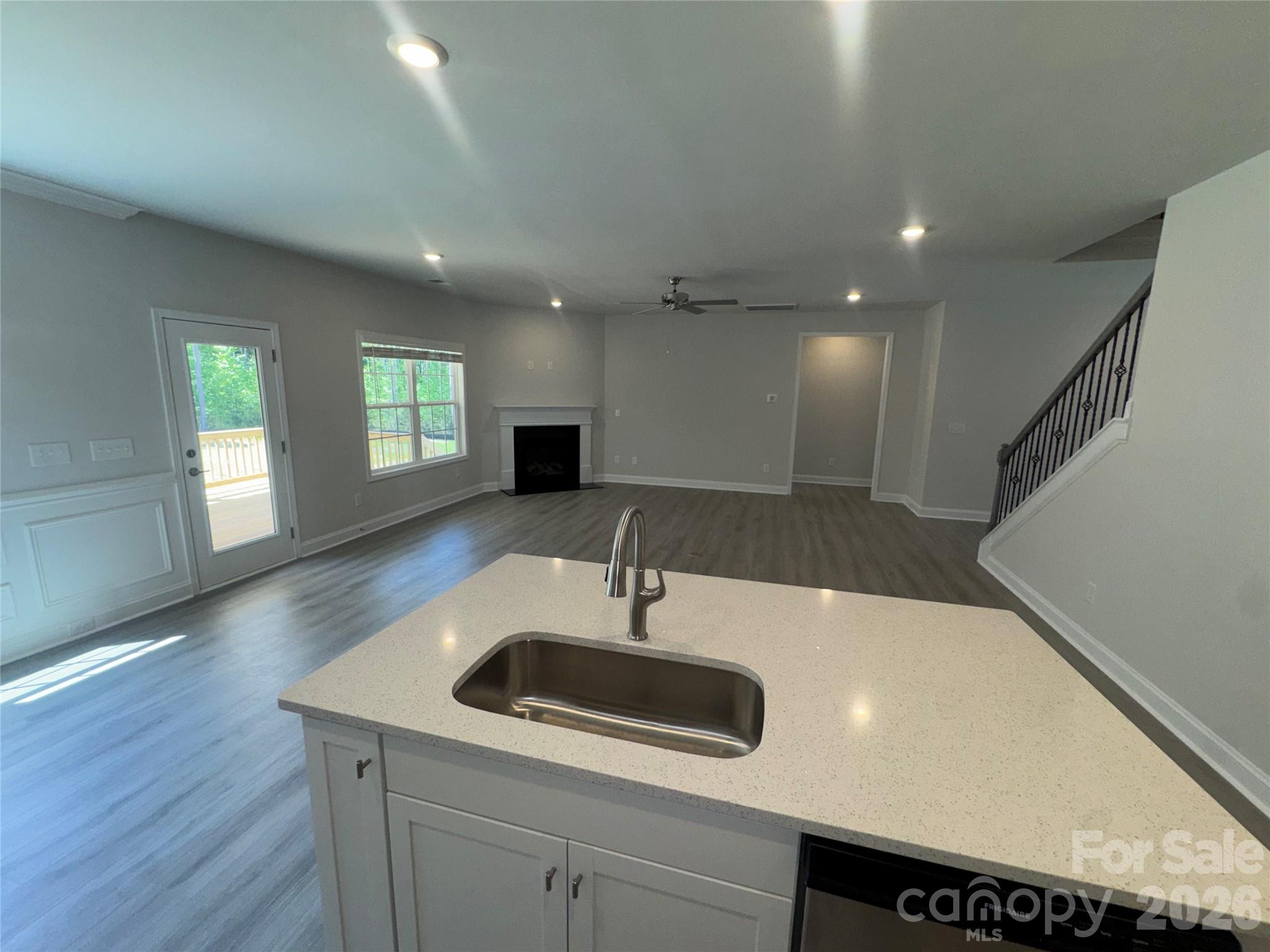 1606 Autumn Lane #114 — York
