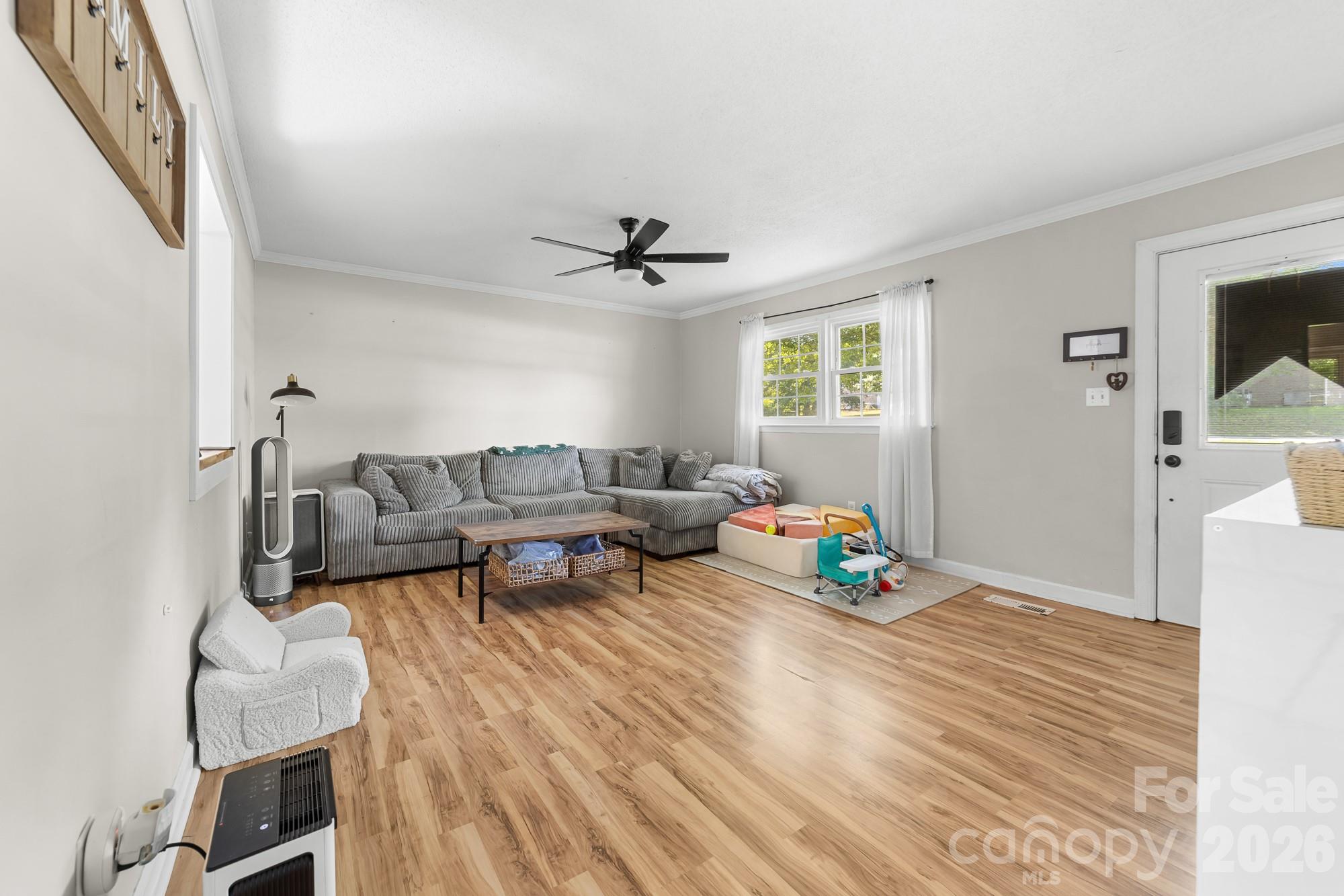 402 Wooddale Drive — Dallas
