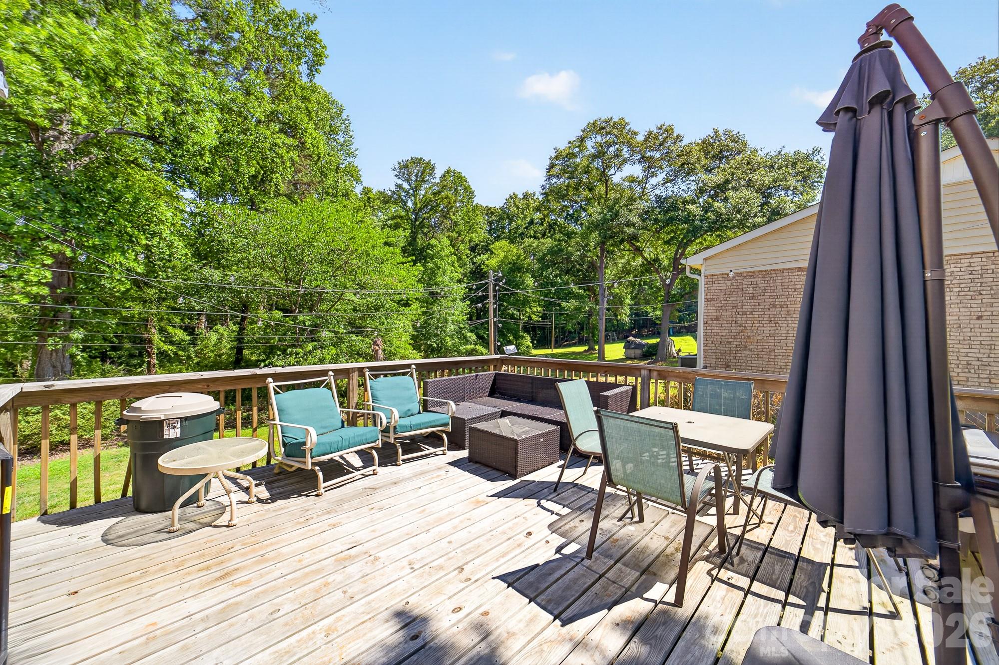 402 Wooddale Drive — Dallas