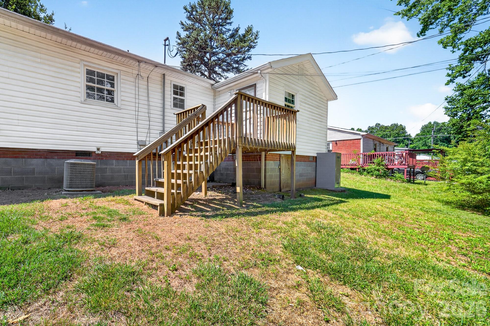402 Wooddale Drive — Dallas