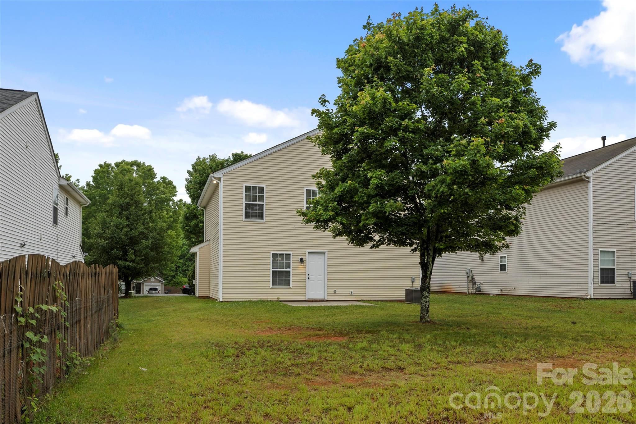 6618 Wicked Oak Lane — Charlotte