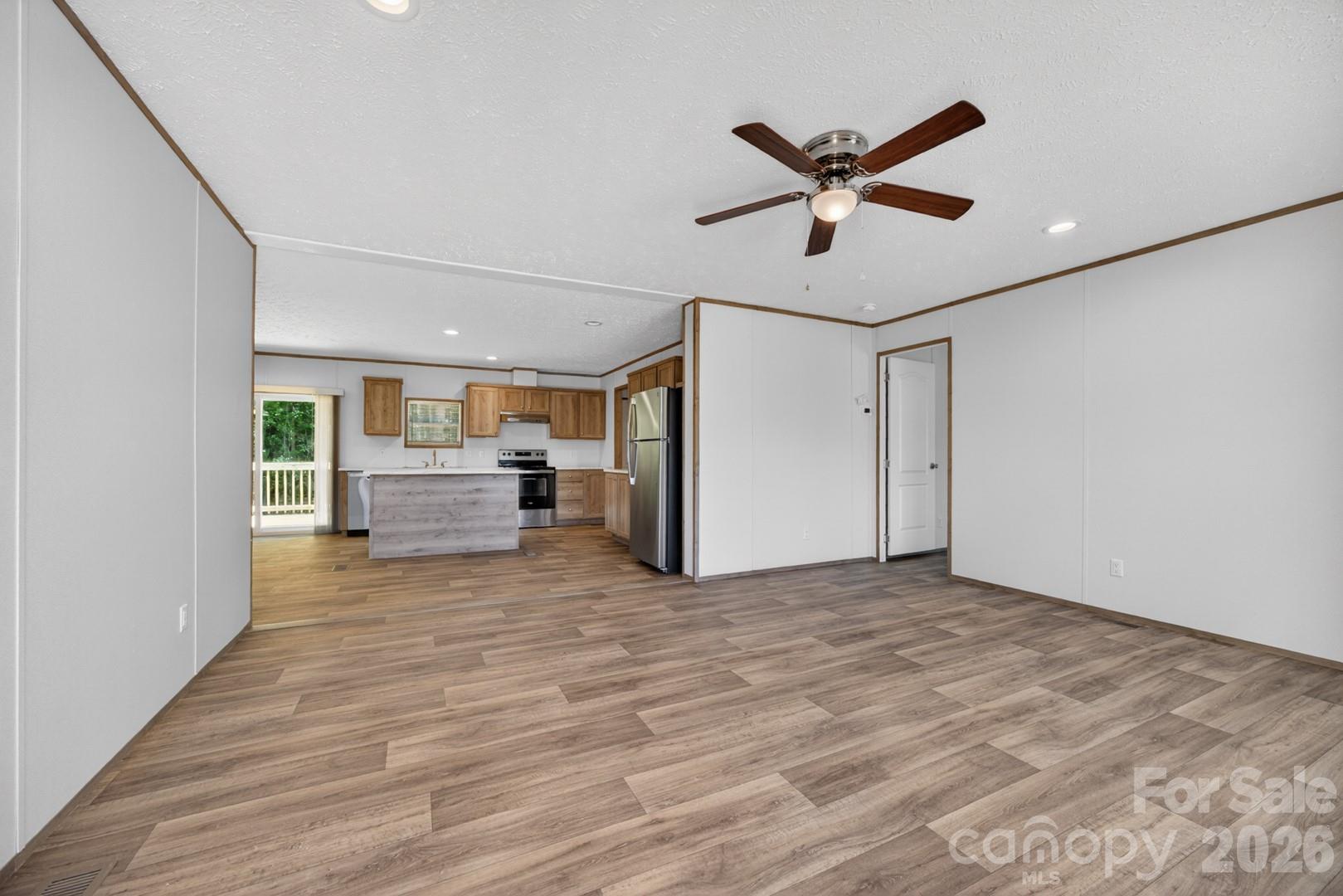 219 Harvick Lane — Lexington