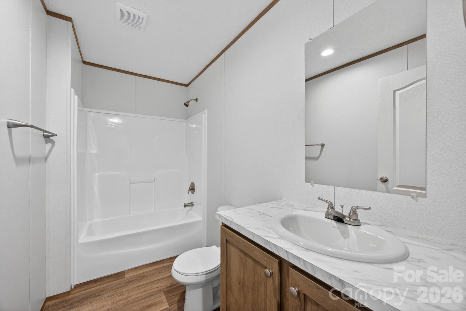 219 Harvick Lane — Lexington