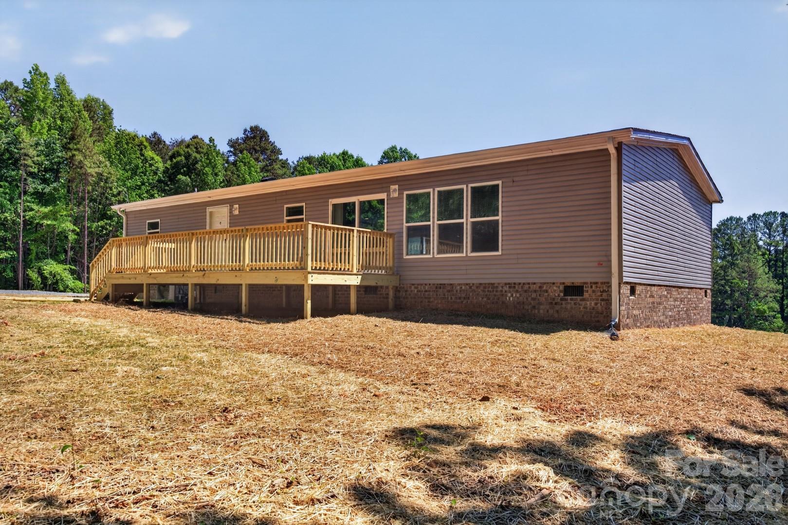 219 Harvick Lane — Lexington