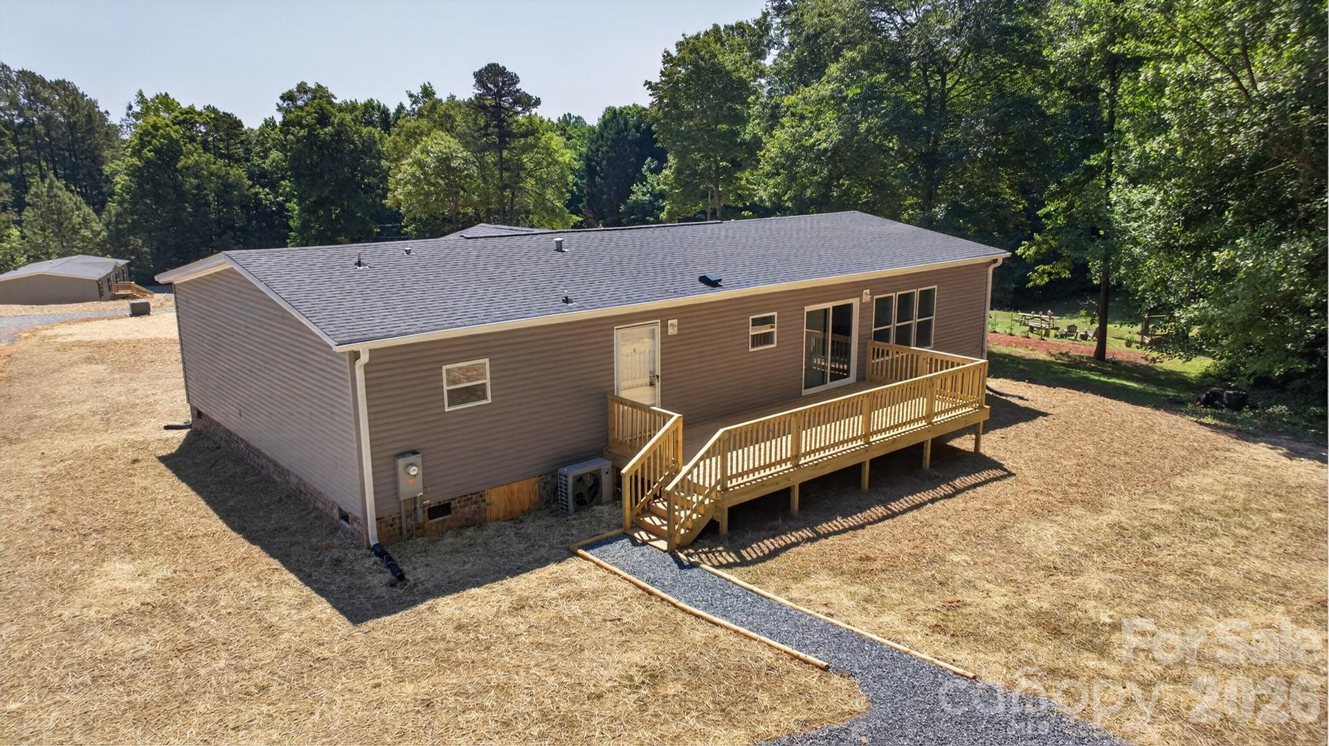 219 Harvick Lane — Lexington