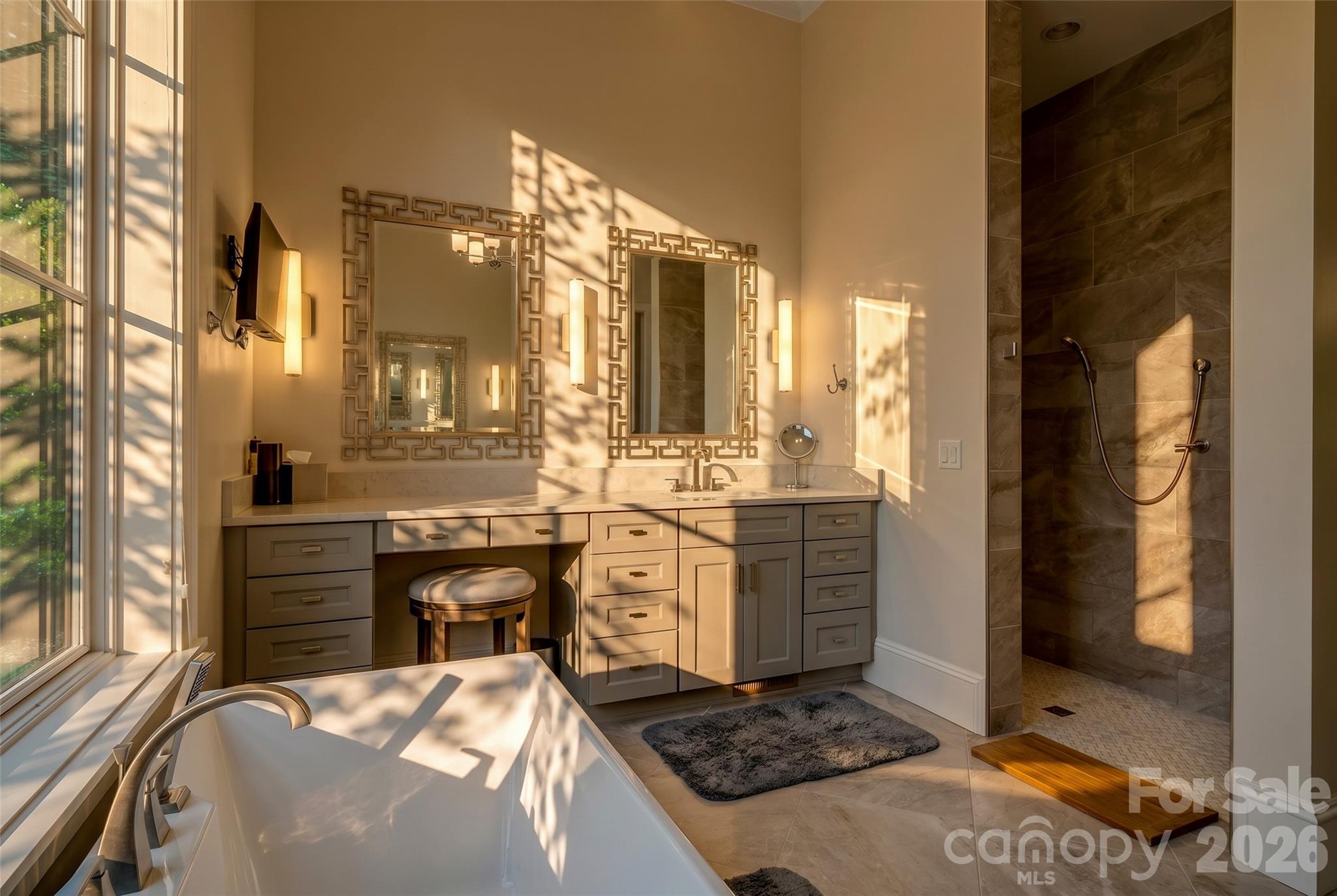 11 Beadle Lane — Asheville