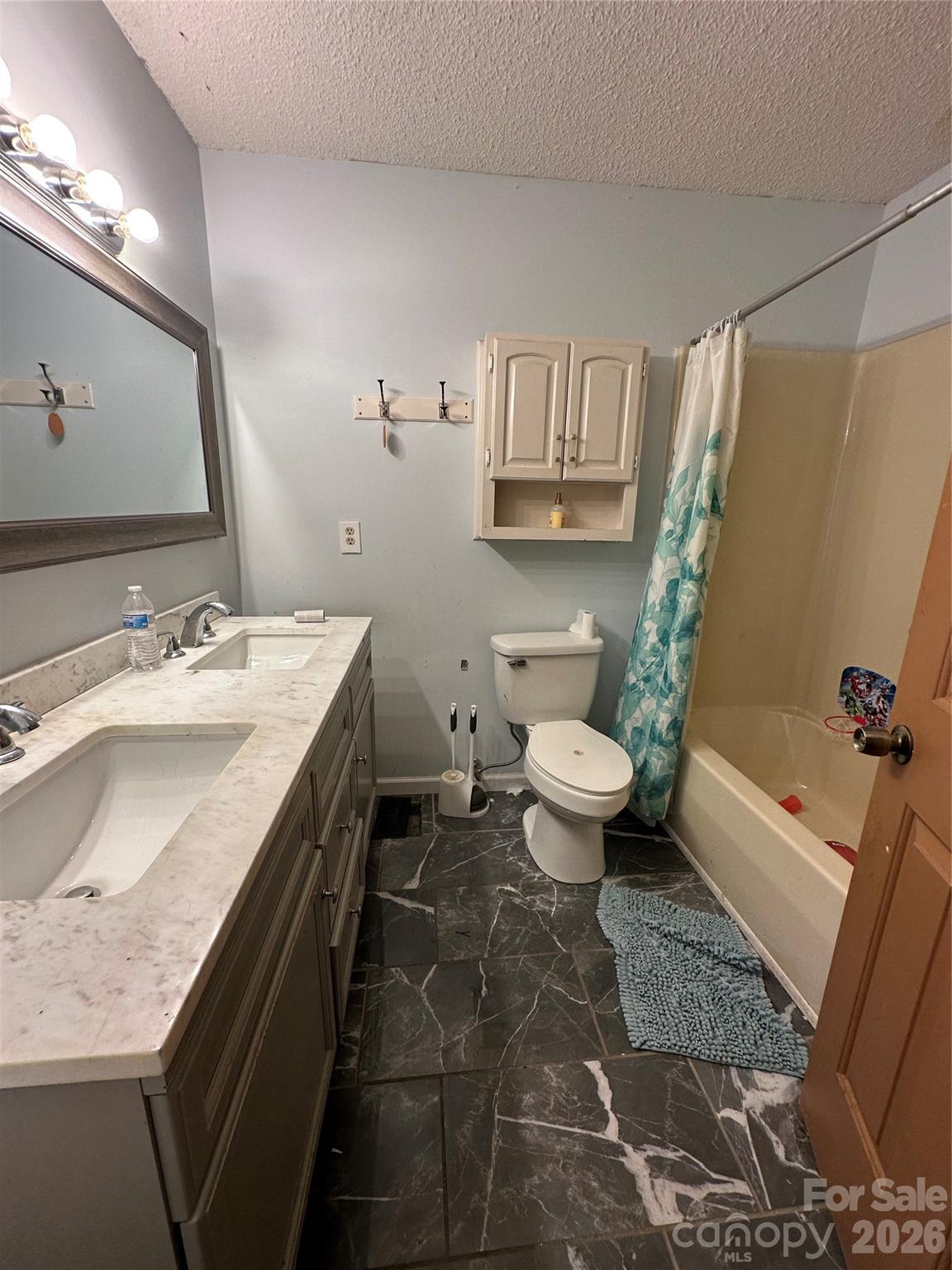 306 New Orleans Boulevard — Morganton